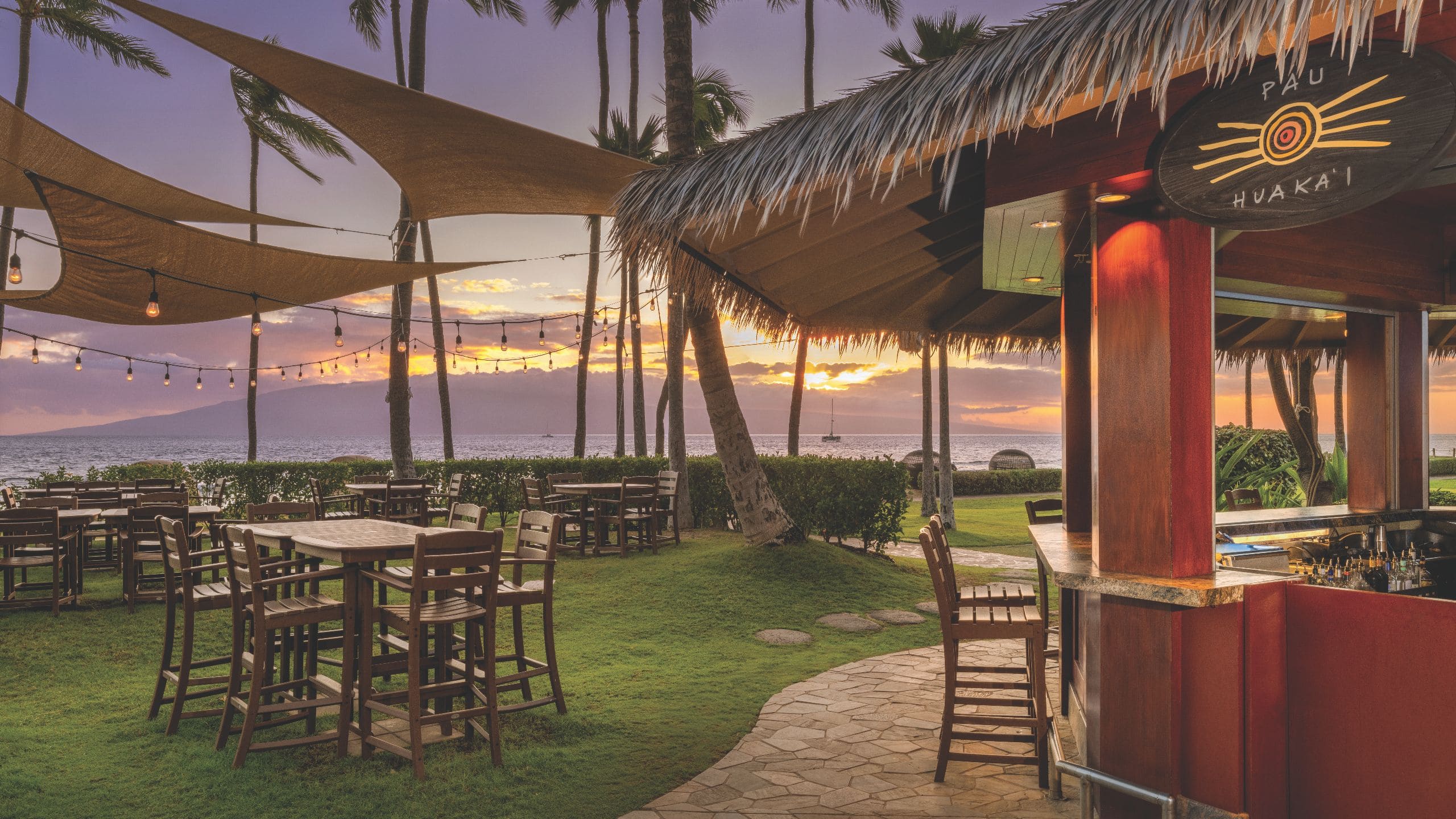 Hyatt Vacation Club at Ka’anapali Beach Tiki Bar One