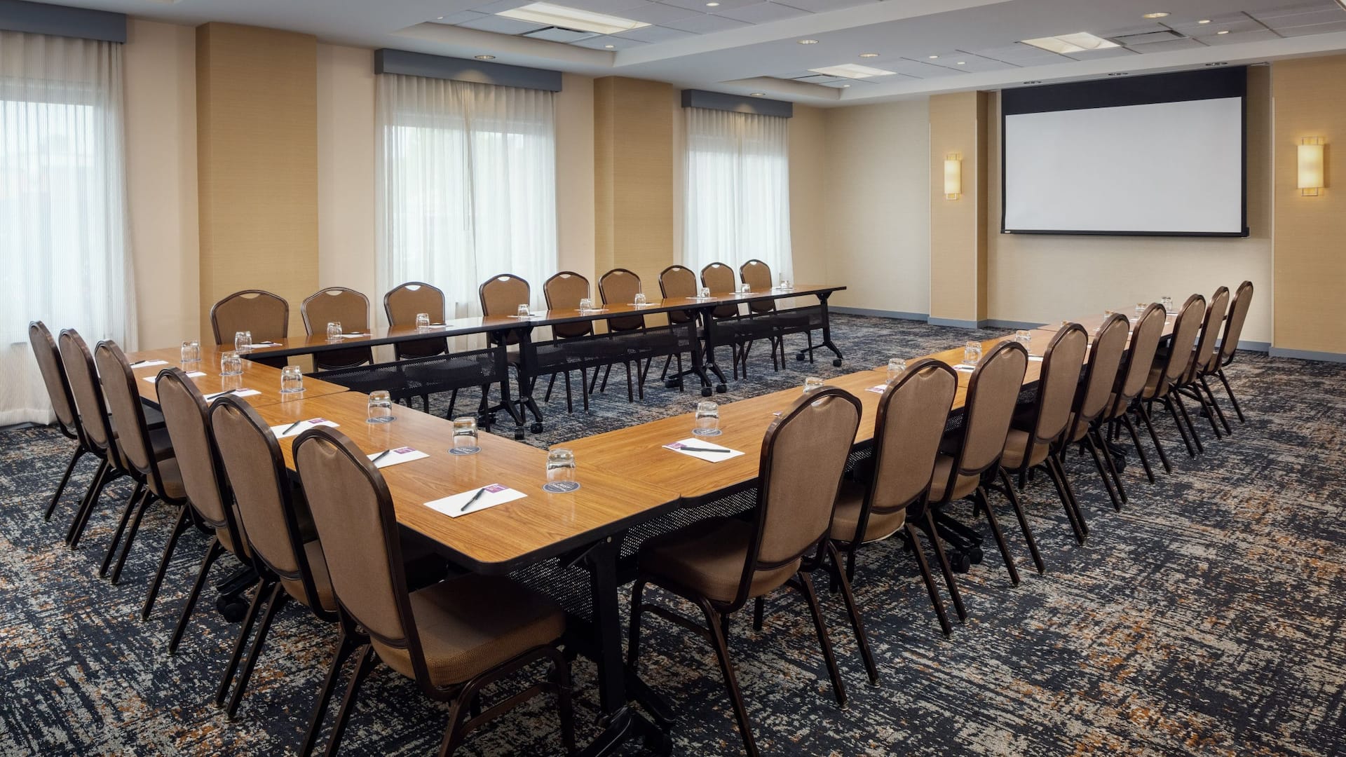 Hyatt Place Chicago/Midway Airport Meeting Room U Shaped Setup