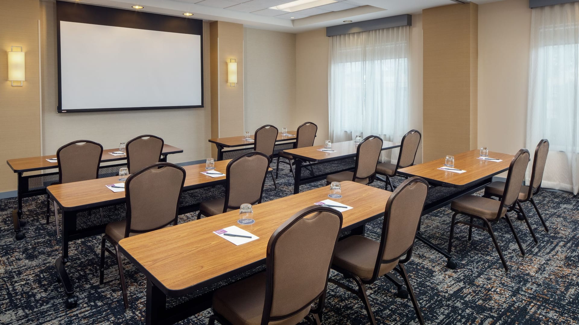 Hyatt Place Chicago/Midway Airport Meeting Space Classroom Setup