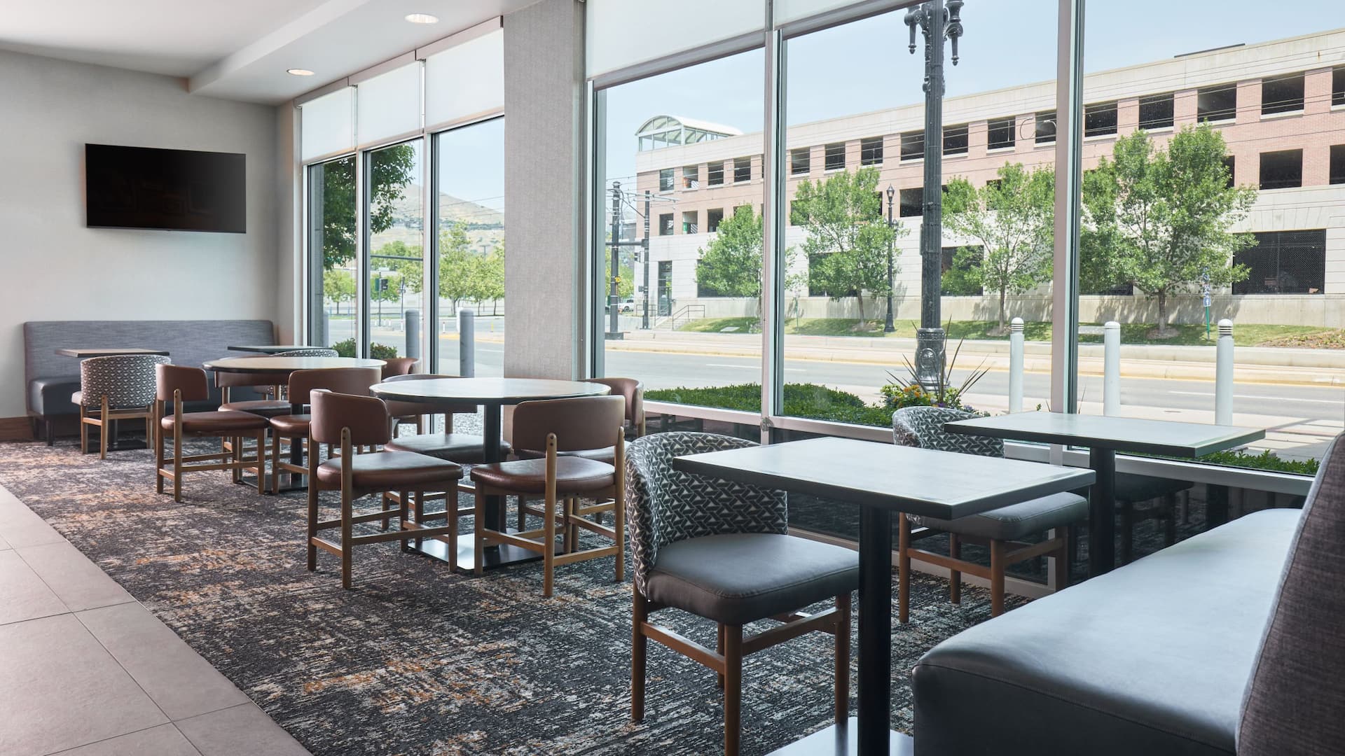 Hyatt Place Salt Lake City/Downtown/The Gateway Dining Area