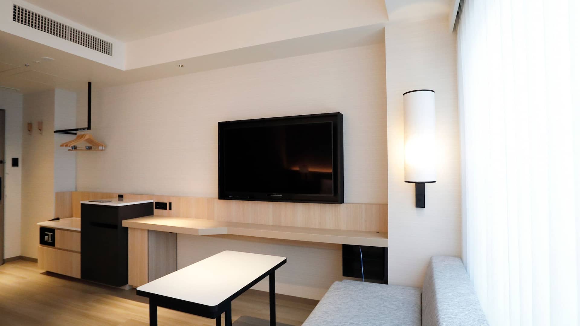 2 de 3 Hyatt Place Kyoto Garden View King Tv