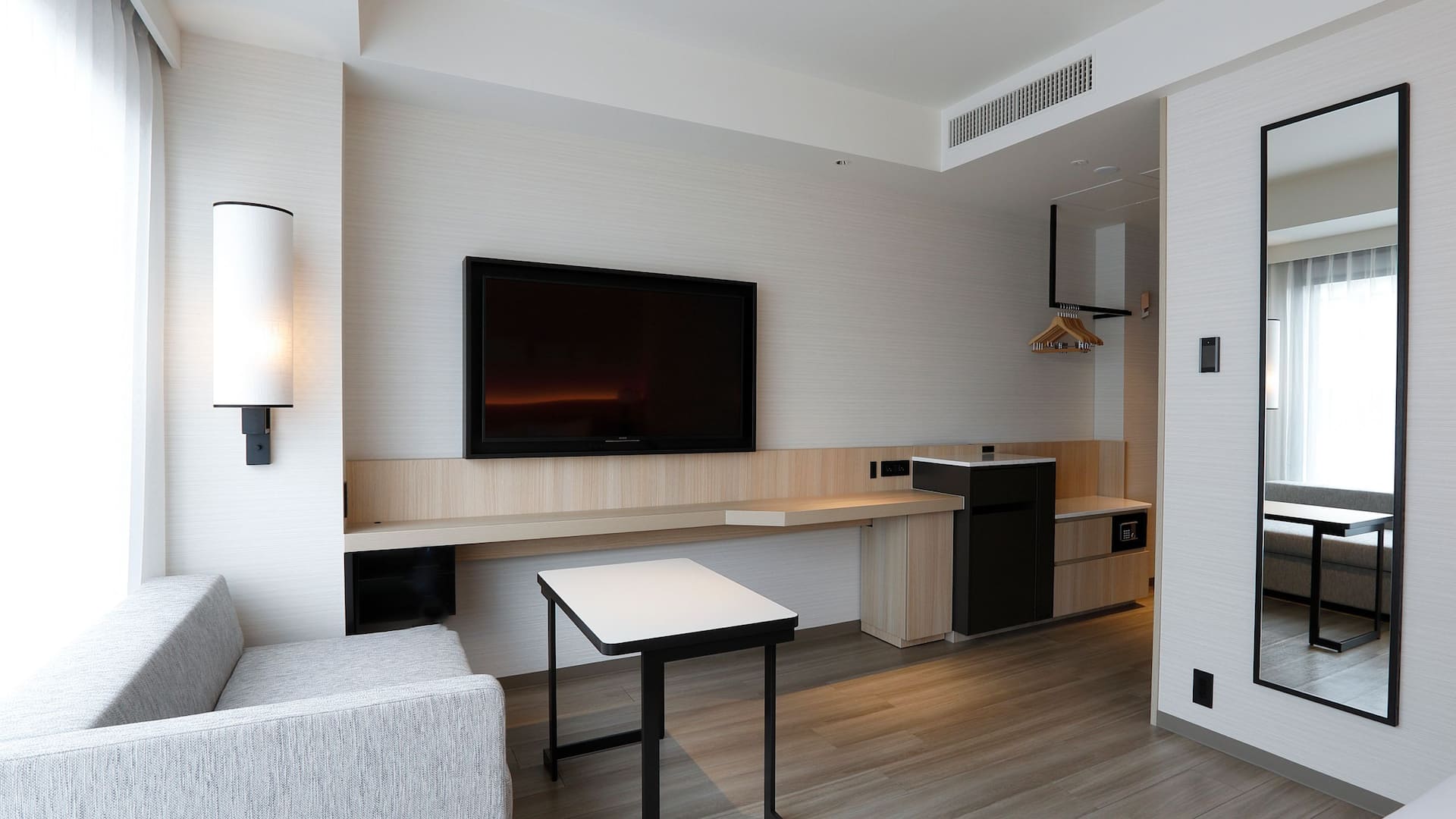 2 de 3 Hyatt Place Kyoto King Tv