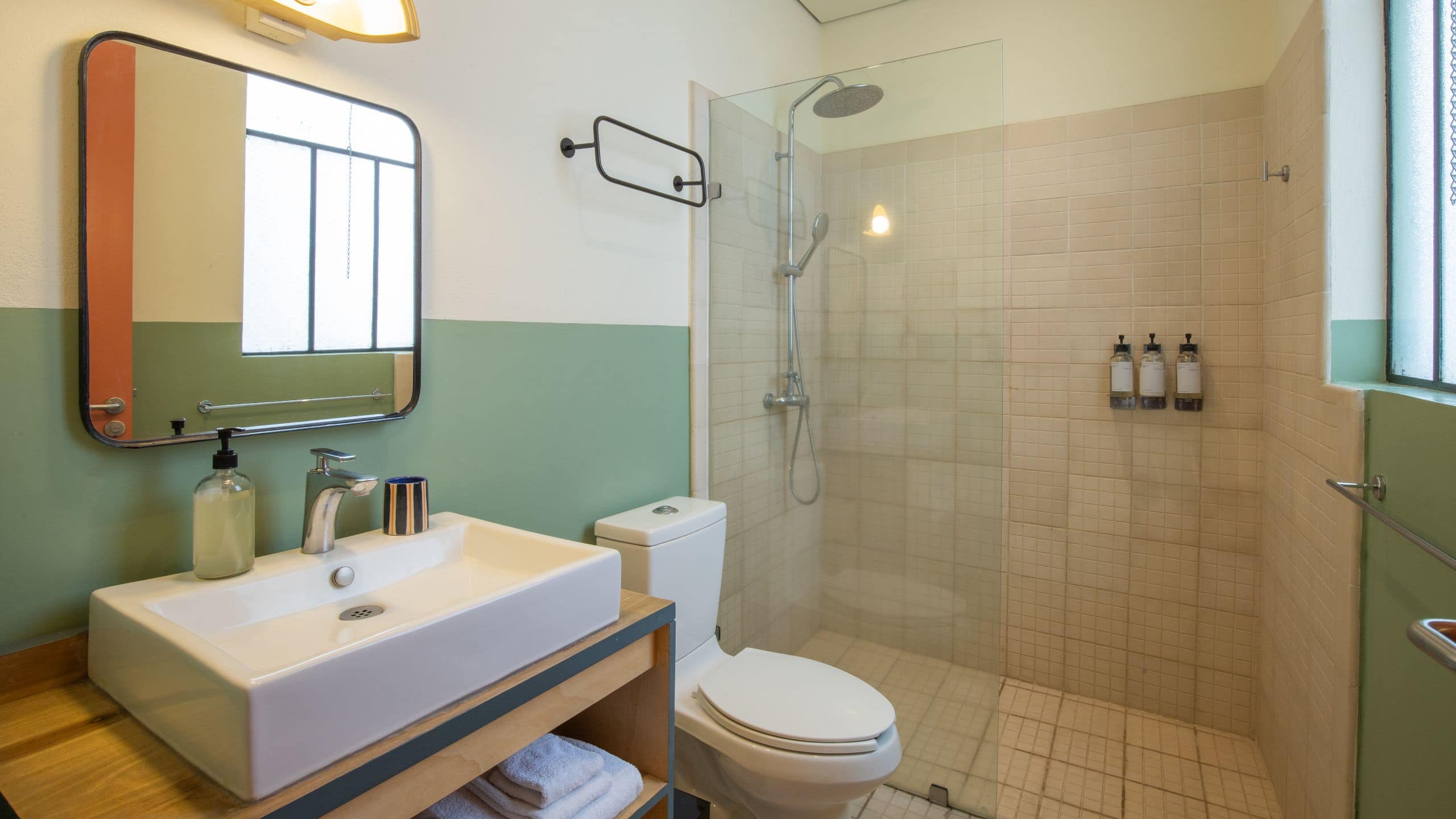4 de 4 Hotel San Fernando, Bunkhouse Hotels Vivienda Bathroom