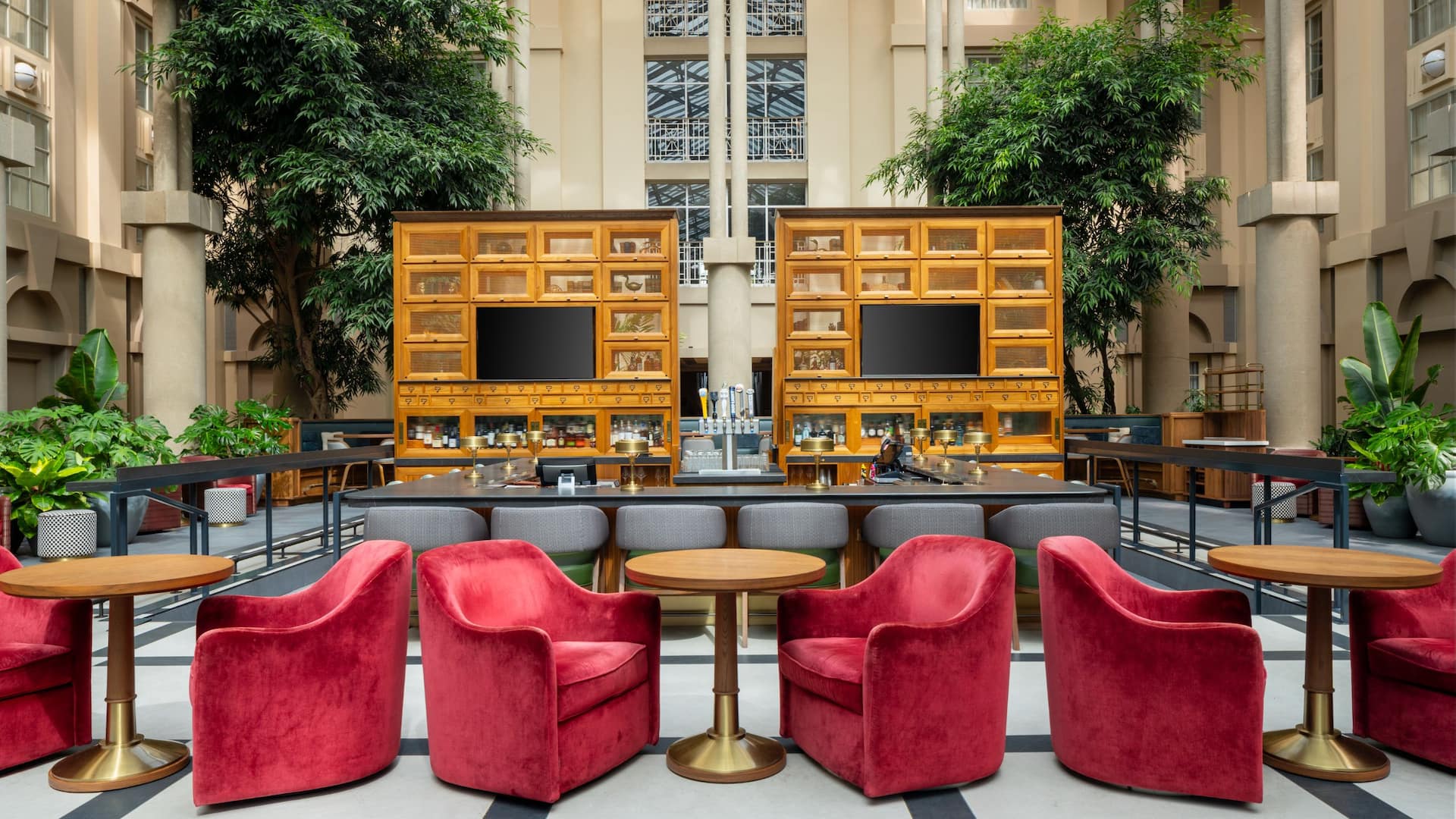 Hyatt Regency Greenwich Townsend Seating