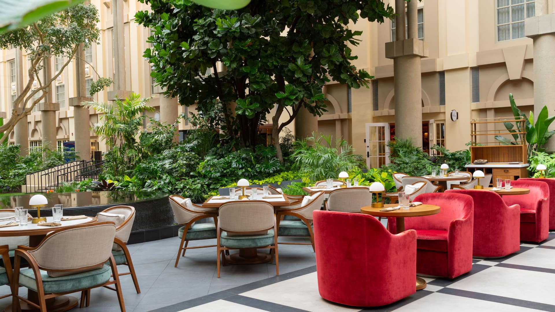 Hyatt Regency Greenwich Townsend Dining