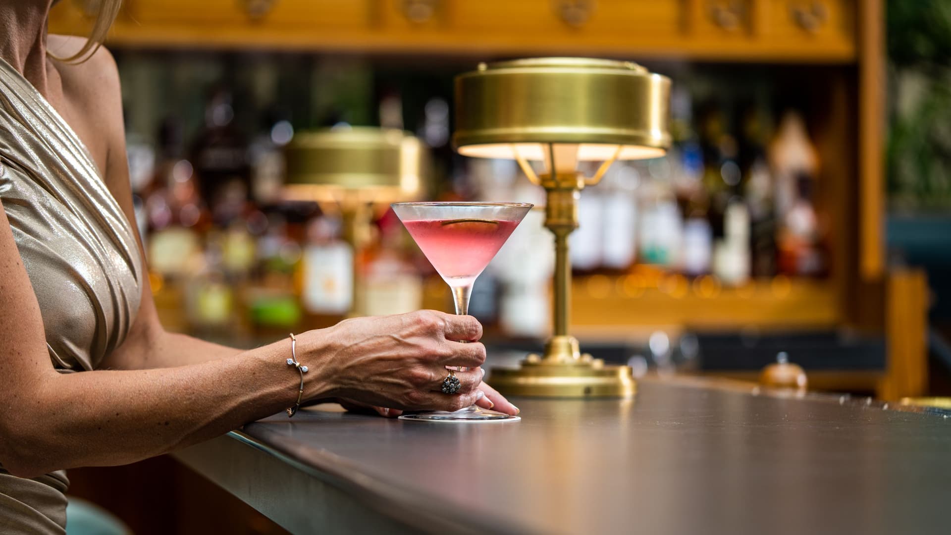 Hyatt Regency Greenwich Cocktail At The Bar