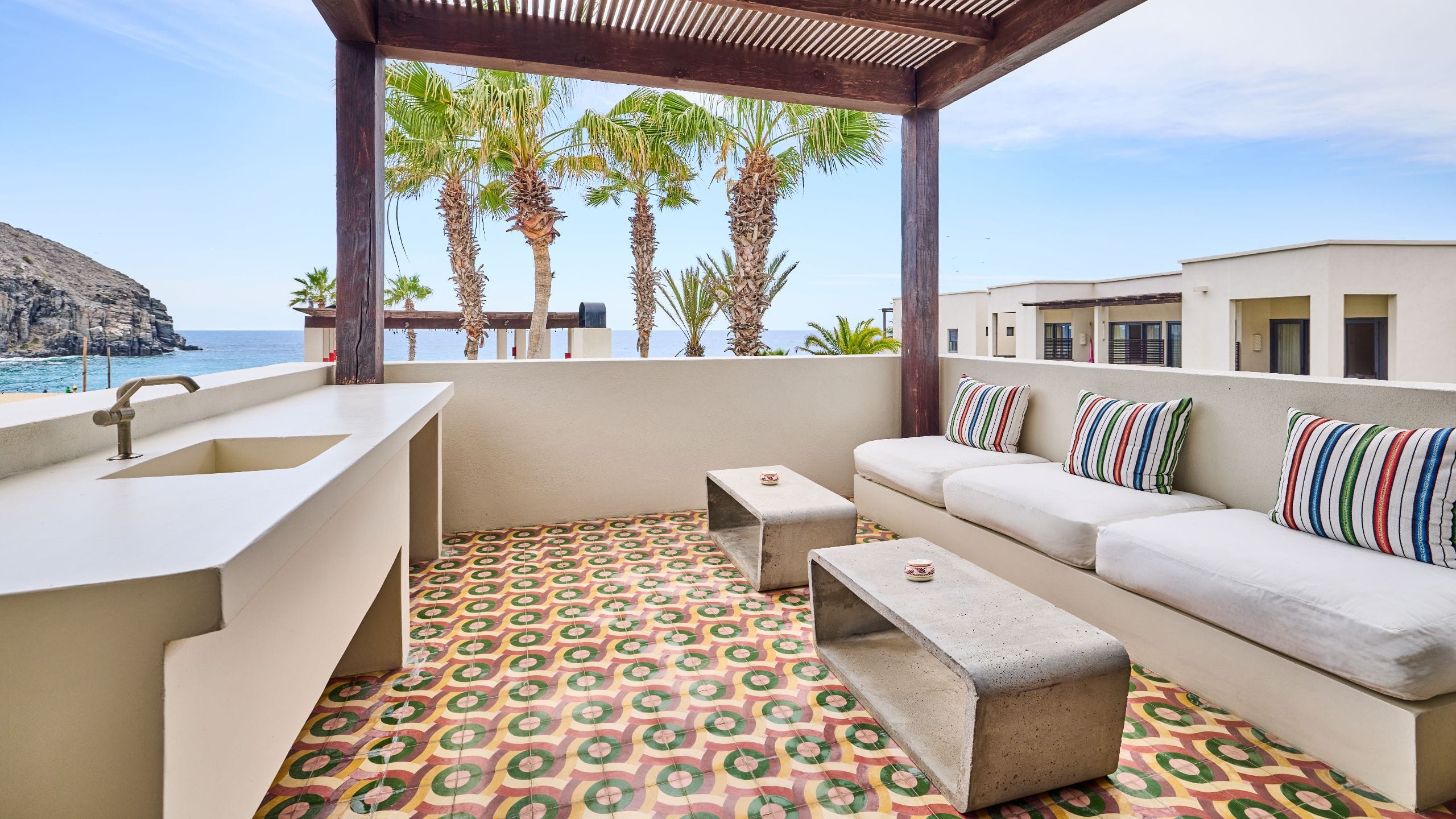 2/4 Hotel San Cristóbal, Bunkhouse Hotels Ocean Suite Terrace