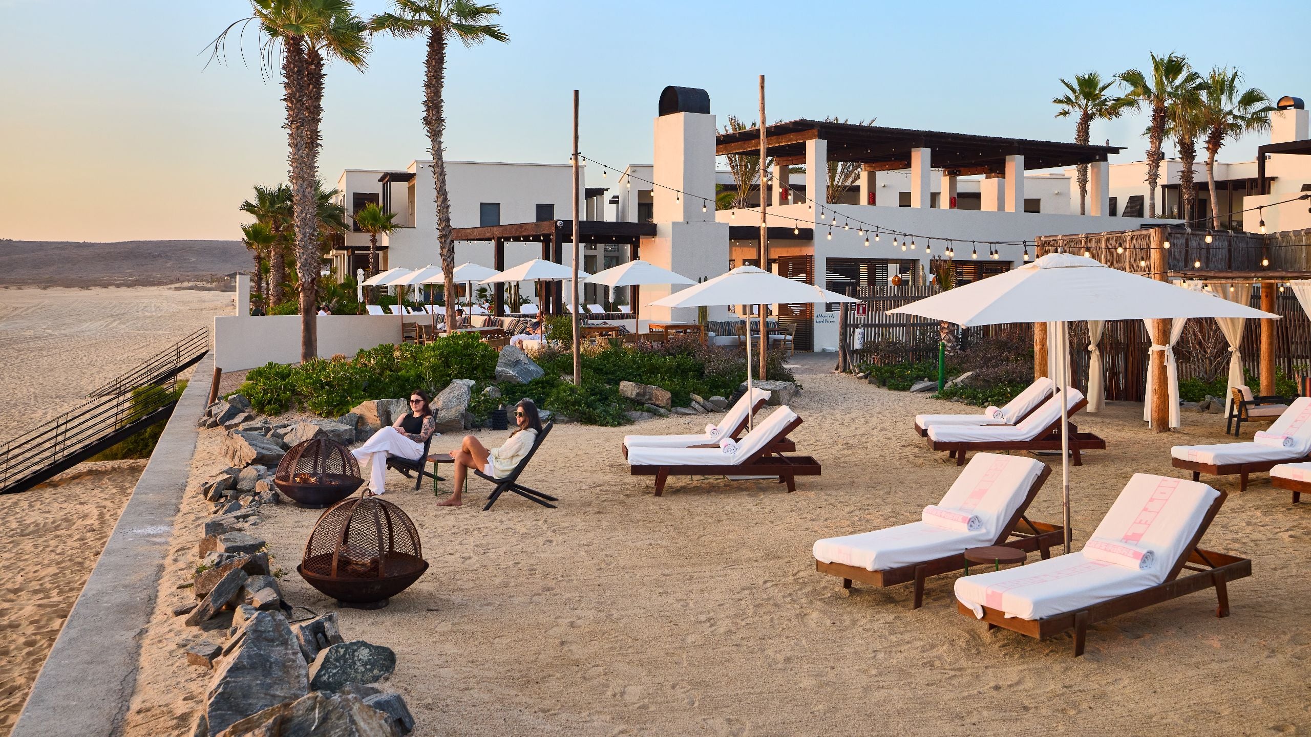 Hotel San Cristóbal, Bunkhouse Hotels Playita People