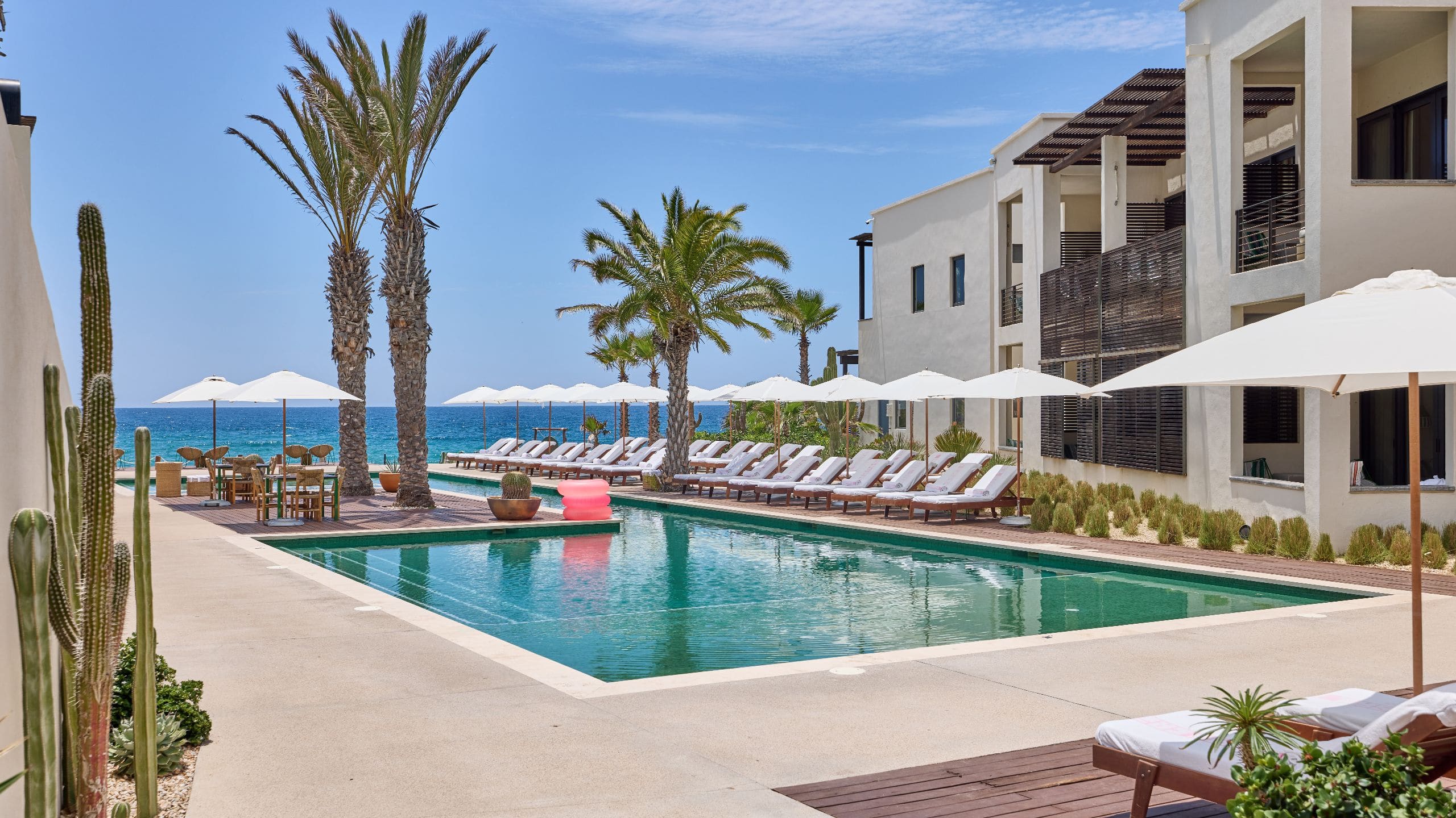 Hotel San Cristóbal, Bunkhouse Hotels Pool Deck