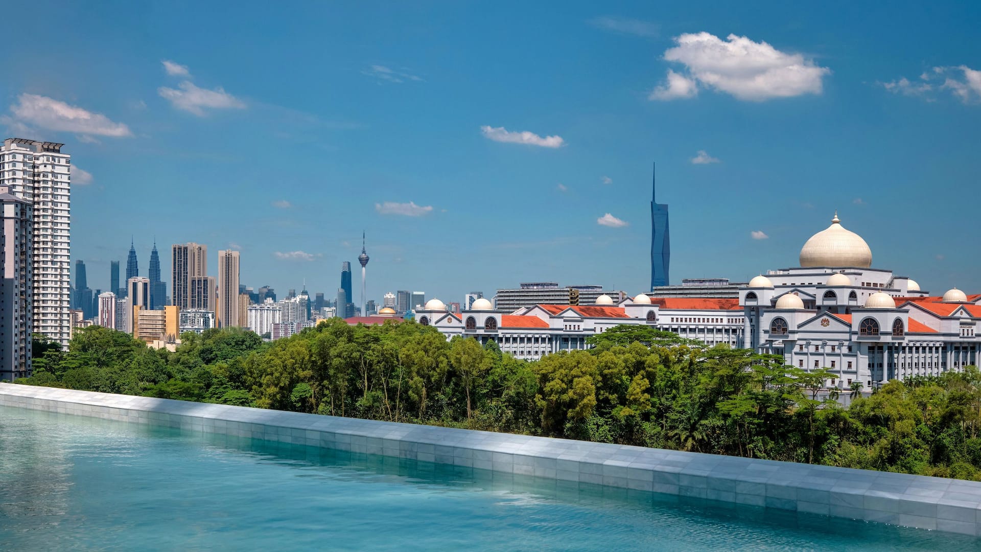 Hyatt Regency Kuala Lumpur at KL Midtown Pool View Level Five
