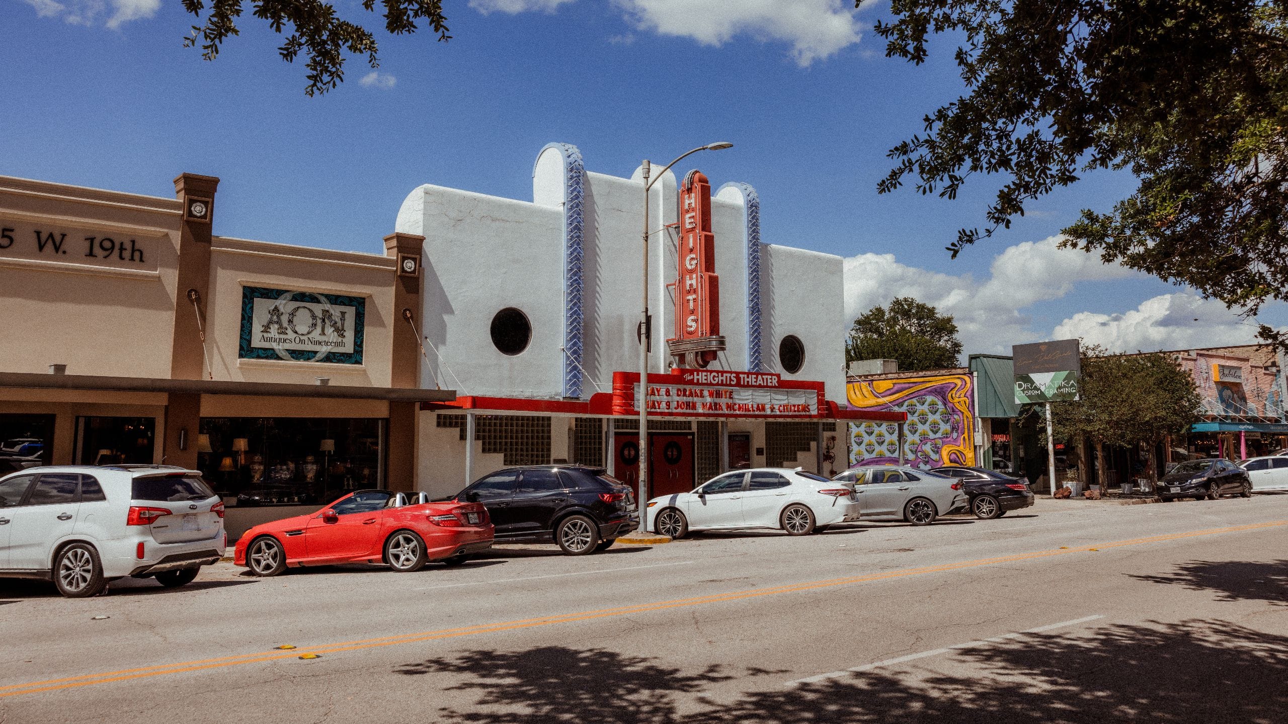 Hotel Daphne Heights Neighbordhood