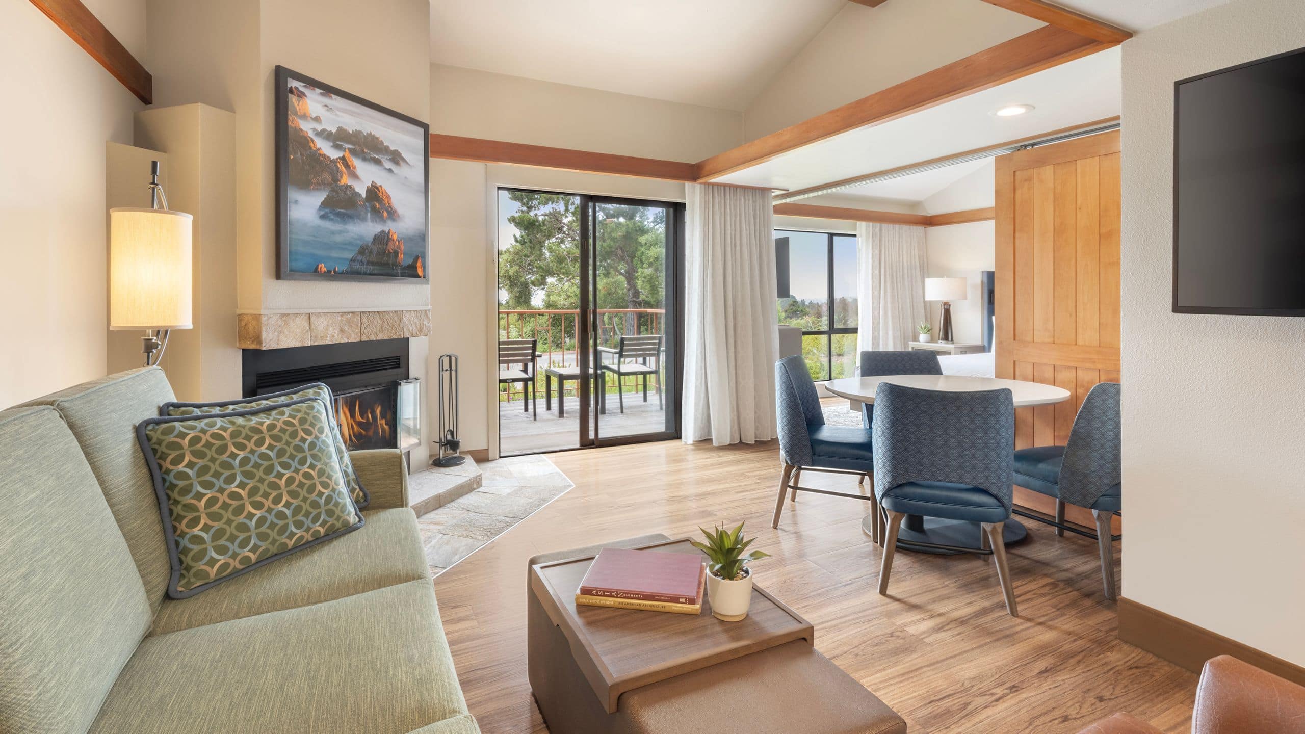 4/7 Hyatt Vacation Club at Highlands Inn Living Room Overview