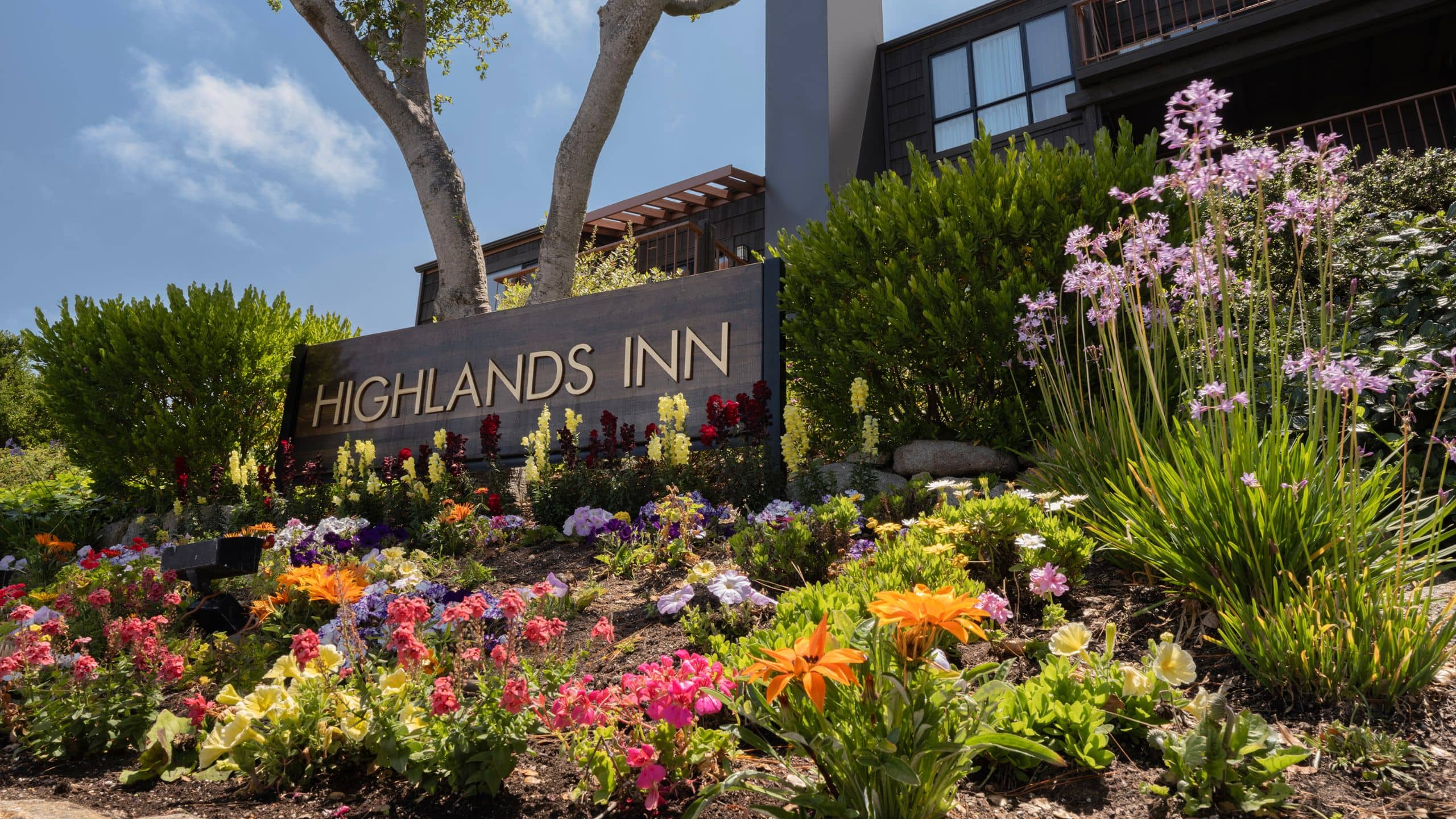 Hyatt Carmel Highlands Signage With Gardens