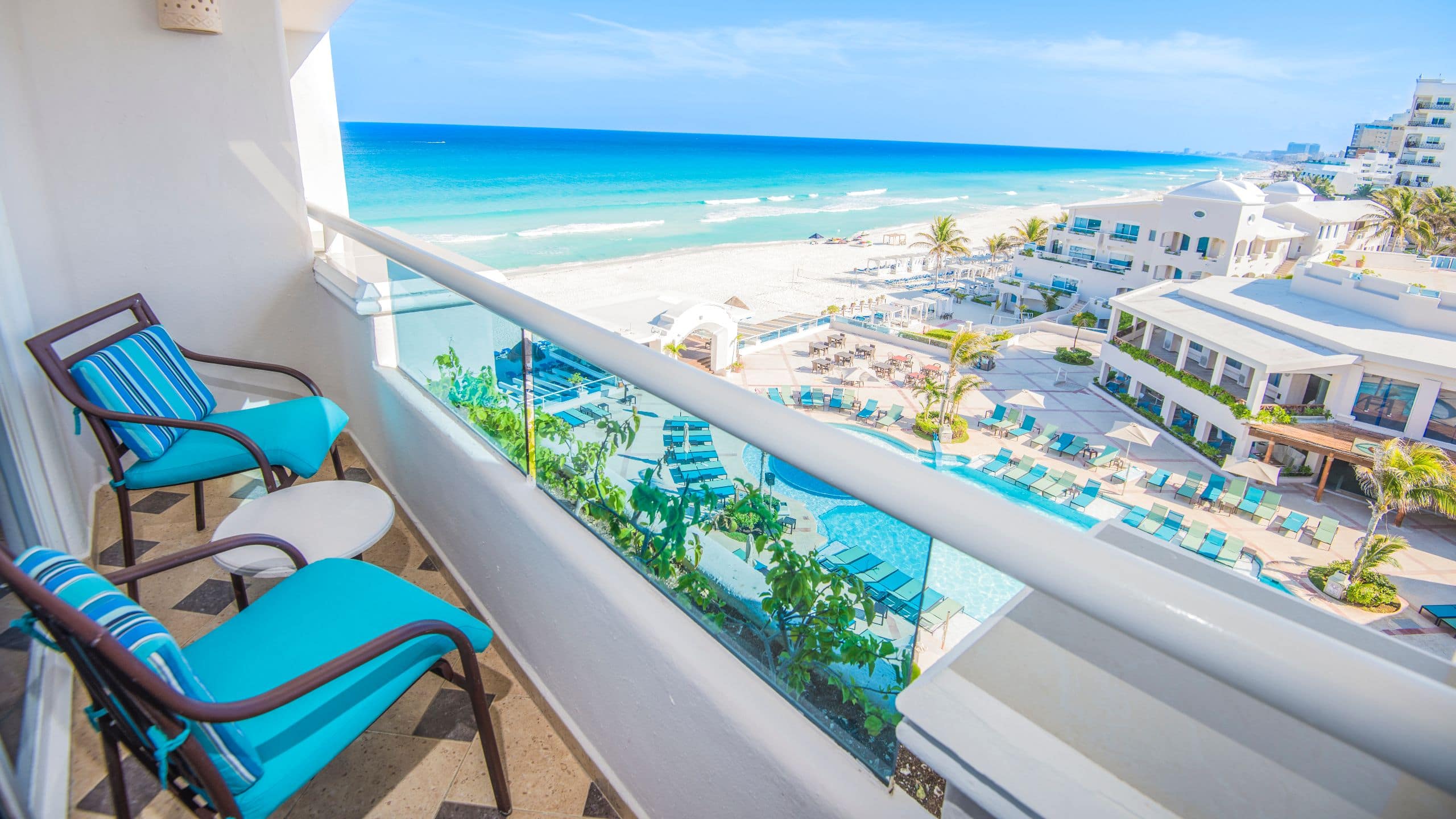 3 de 3 Sunscape Cancun Resort & Spa Junior Suite Ocean View Double Balcony