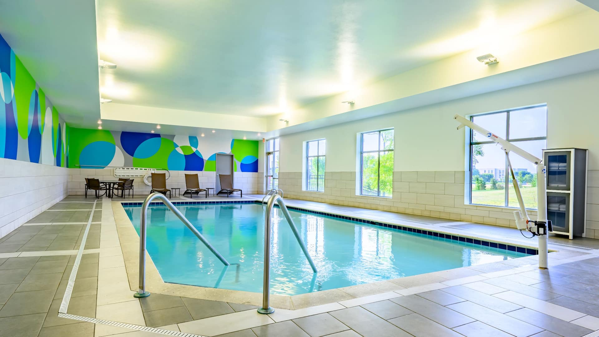 Hyatt Place Indianapolis / Carmel Pool Wide Shot