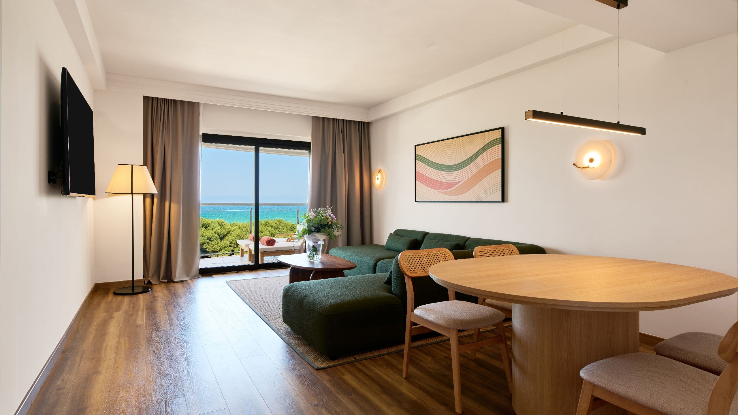 第 4，共 8 Sarena de Muro Resort Mallorca Living Bedroom Suite Frontal Sea View