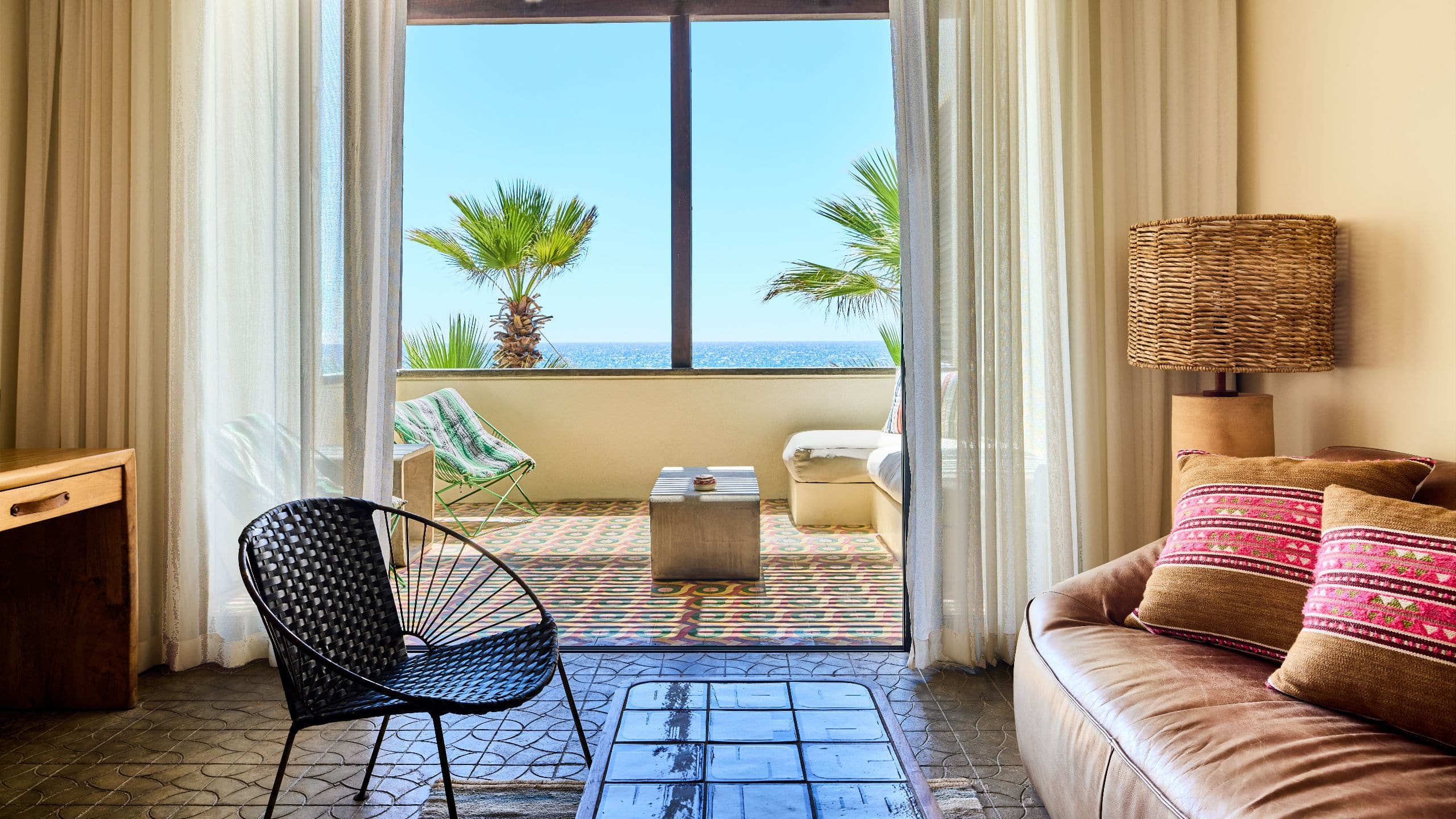2/5 Hotel San Cristóbal, Bunkhouse Hotels Ocean King Seating Close-up