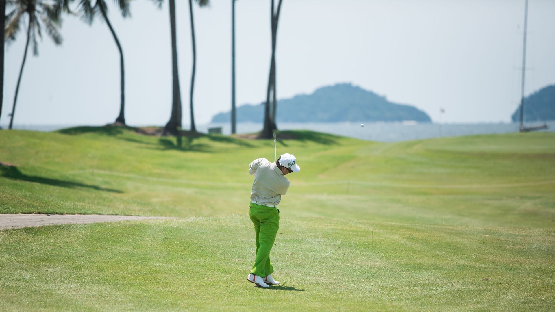 Hyatt Regency Kinabalu Man On The Golf Course Seaview