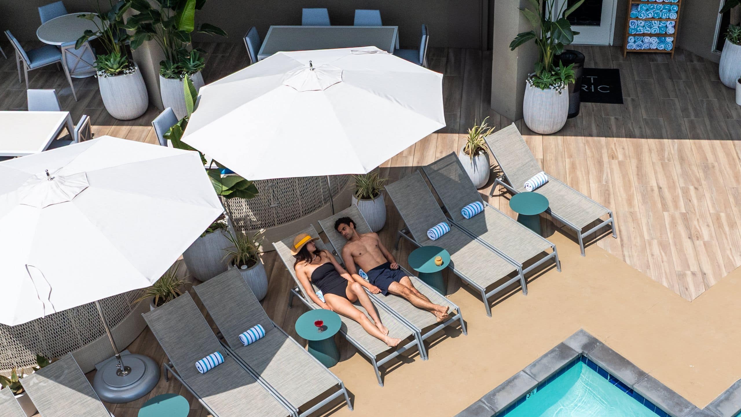 Hyatt Centric Delfina Santa Monica Couple Poolside Aerial View