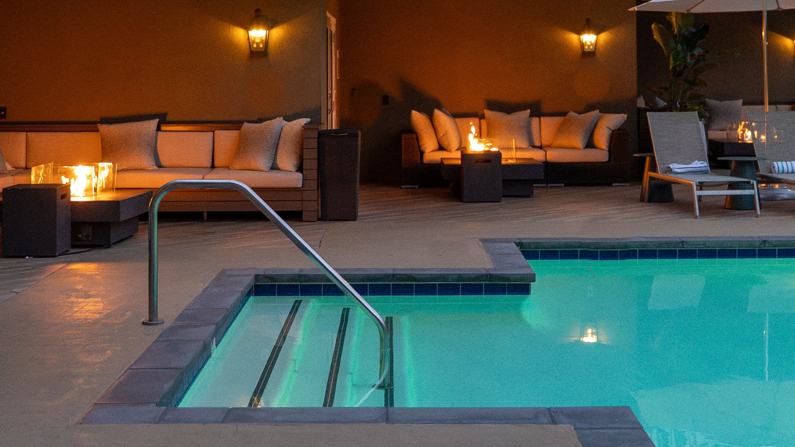 Hyatt Centric Delfina Santa Monica Pool In The Evening