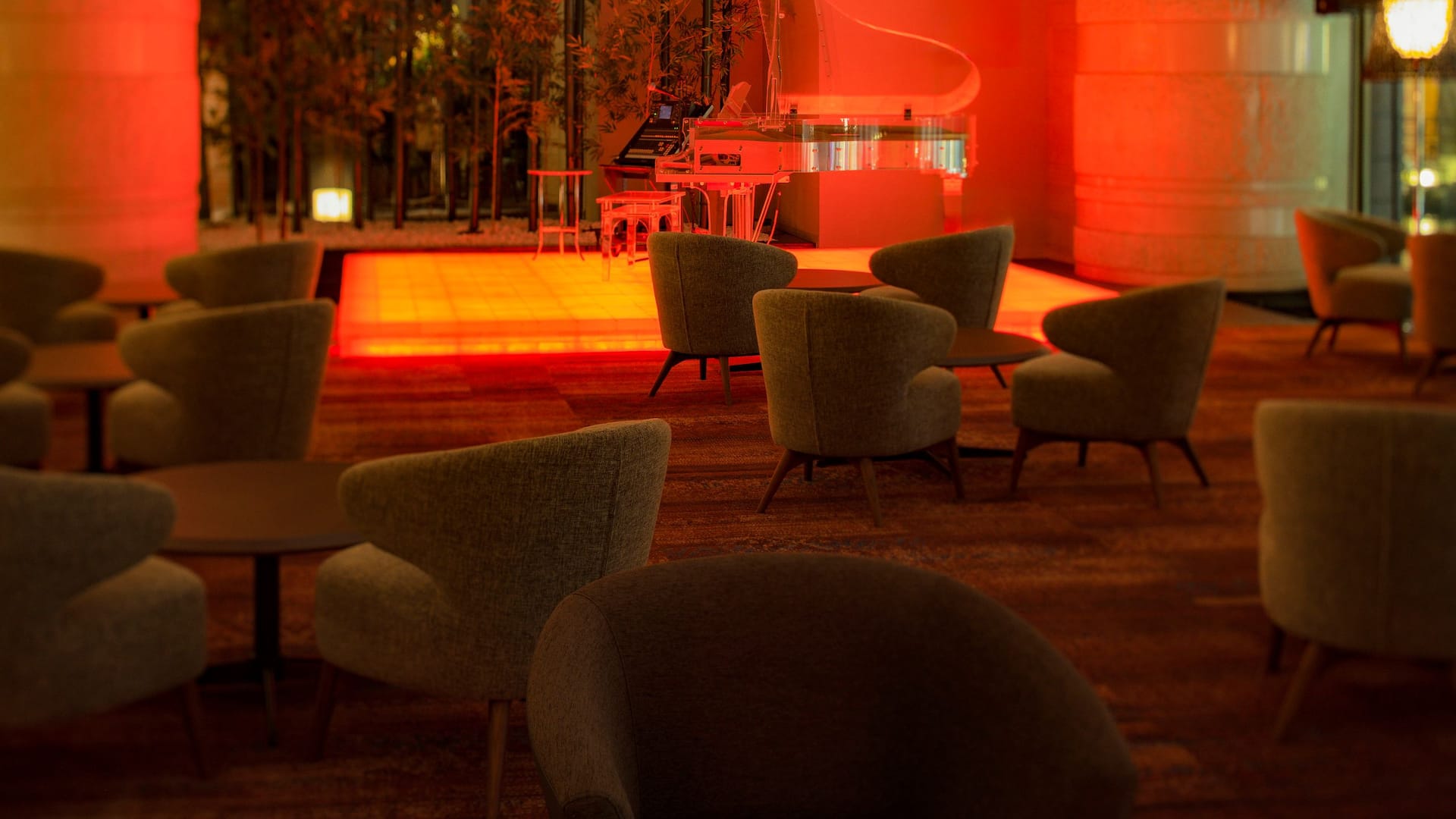 Grand Hyatt Fukuoka Bar Fizz Piano Nighttime