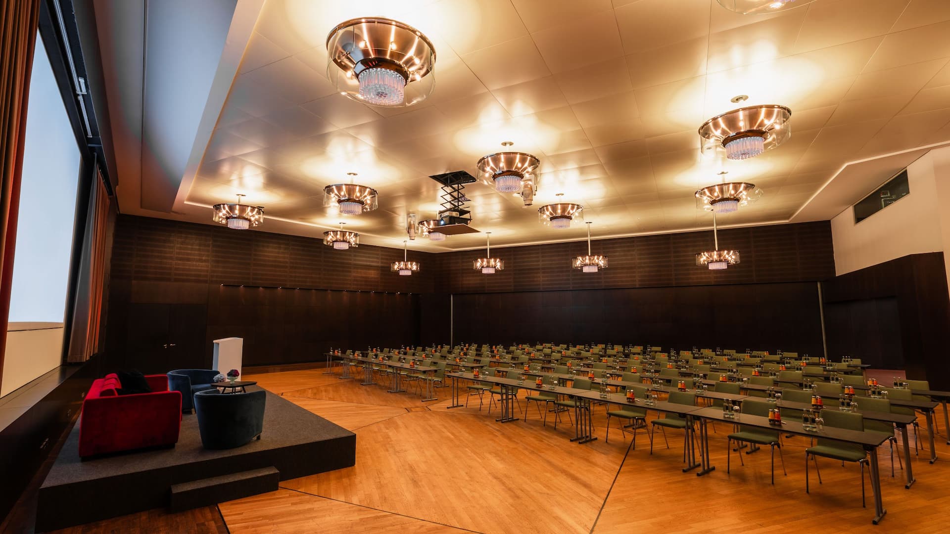 3 of 9 Grand Hyatt Berlin Ballroom A From The Front