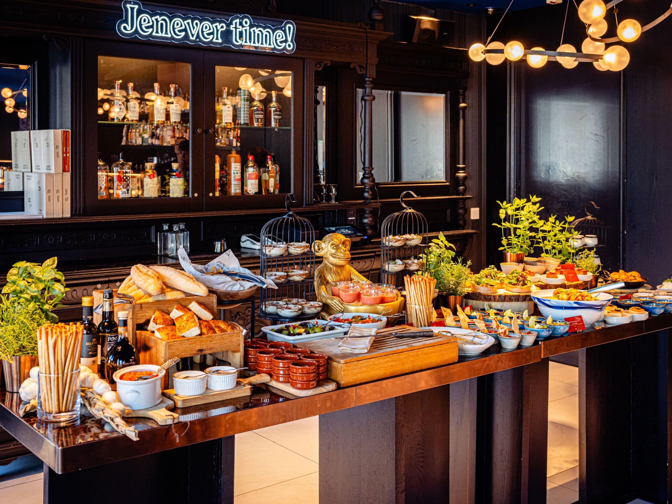 Andaz Amsterdam Prinsengracht Prins Aap Sunday Brunch Buffet