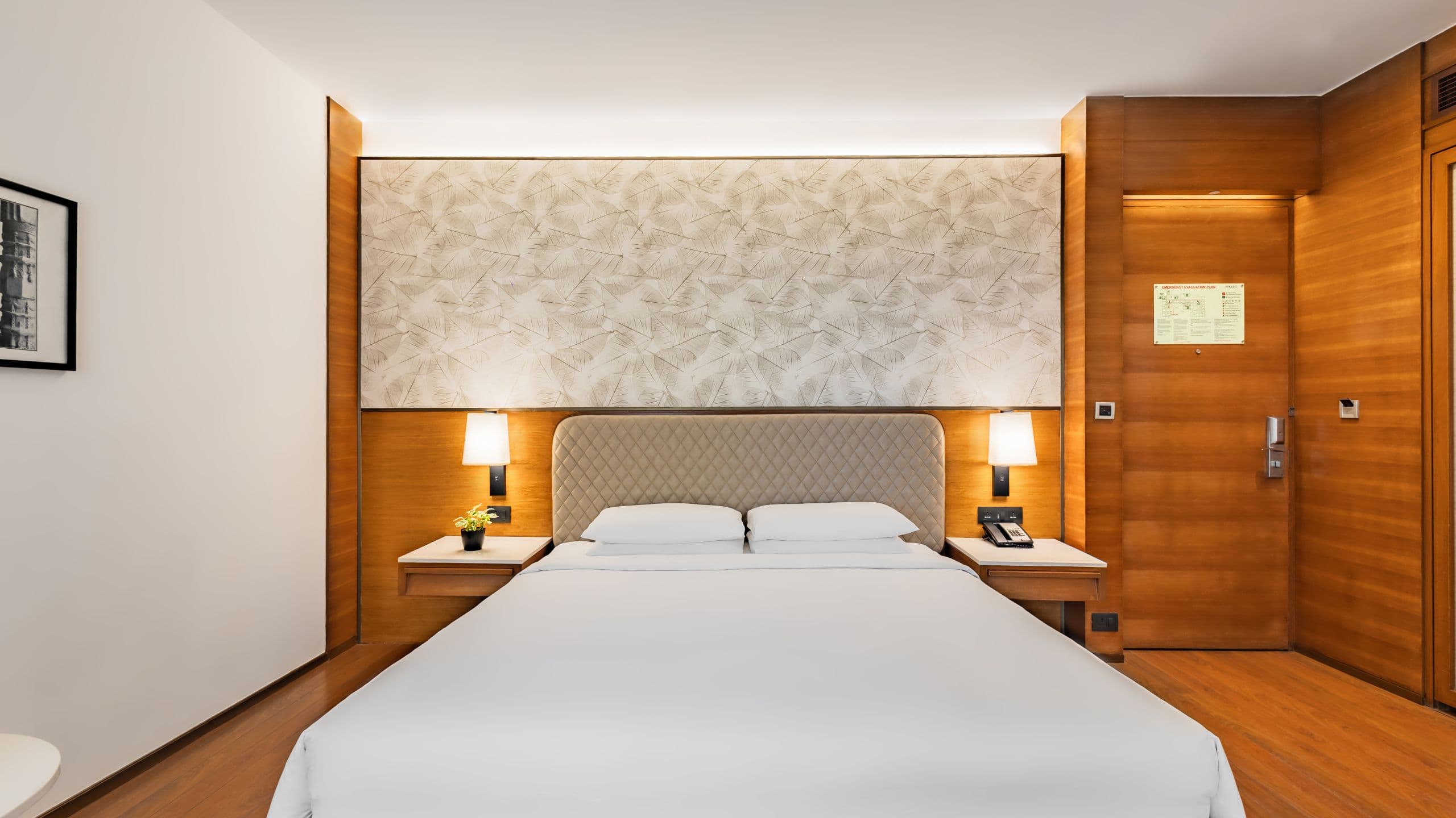 Hyatt Pune Deluxe Room Bed