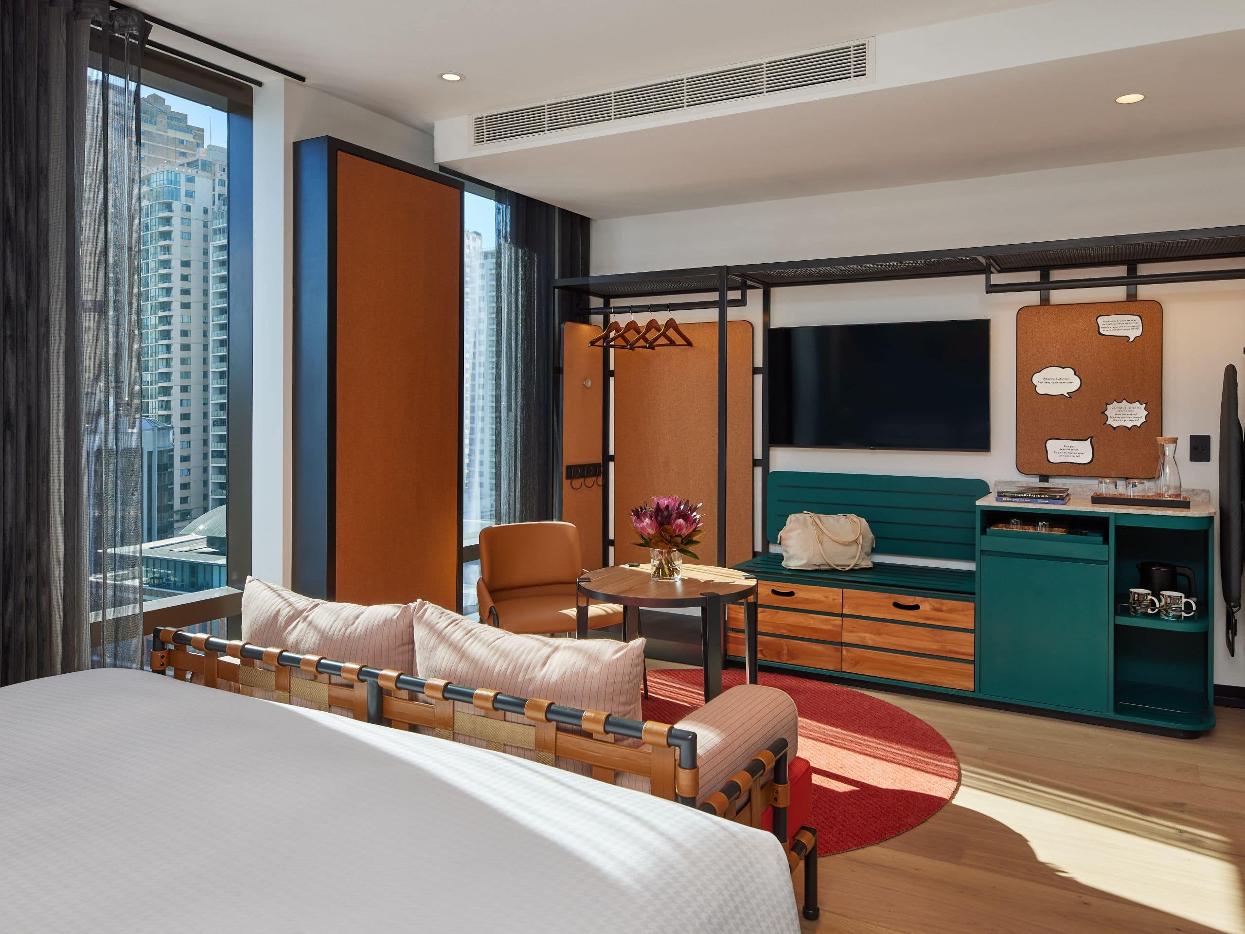 Caption by Hyatt Central Sydney Deluxe Hero One