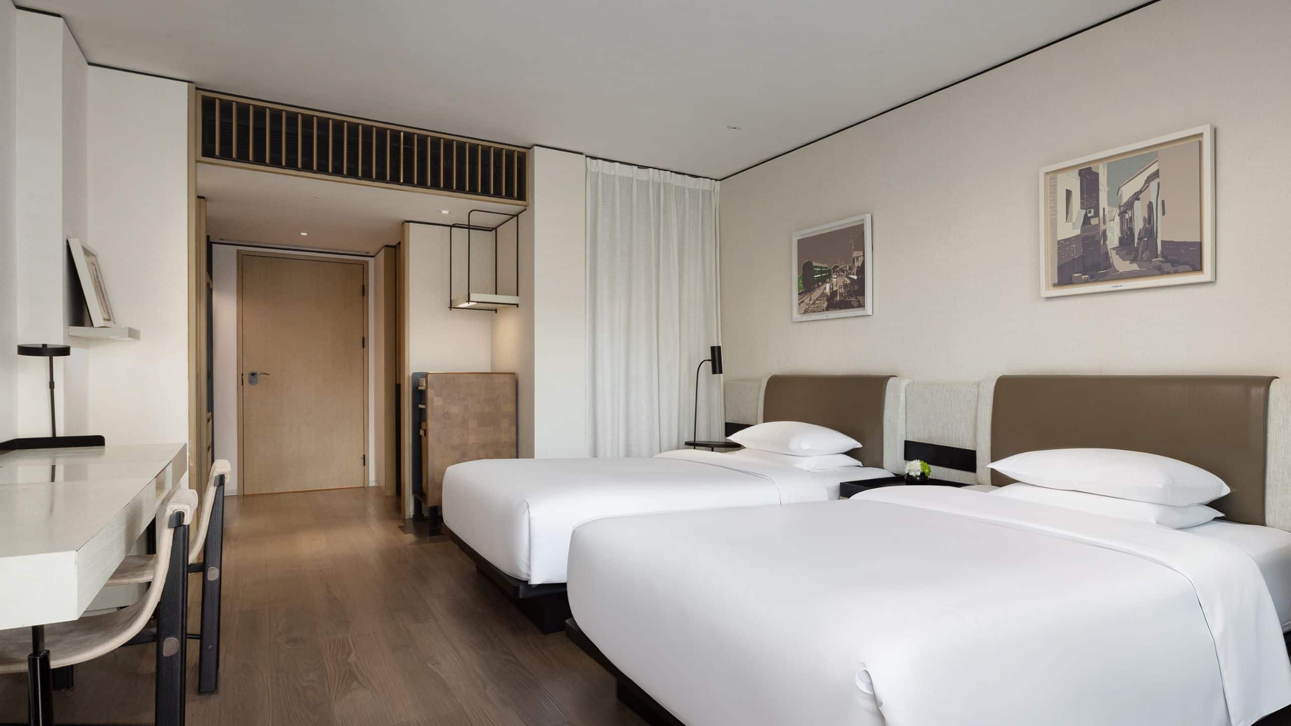 2 de 4 Kapok Shenzhen Luohu Szxjd Two Queen Beds In Ward