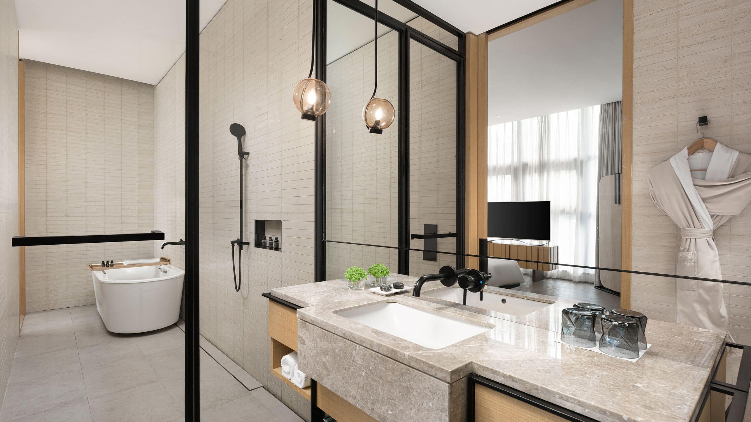 3 de 3 Kapok Shenzhen Luohu Premier Suite King Bathroom