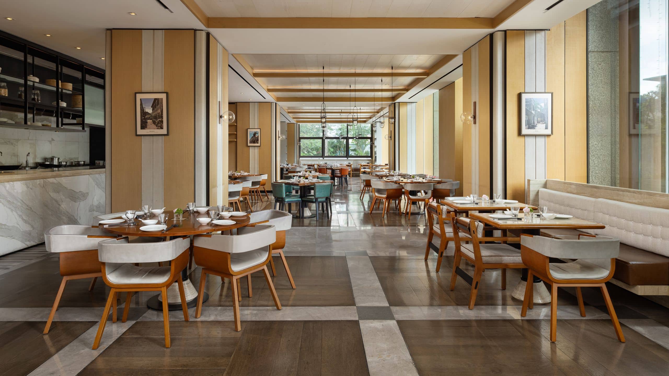 2 of 6 Kapok Shenzhen Luohu Restaurant In Ward