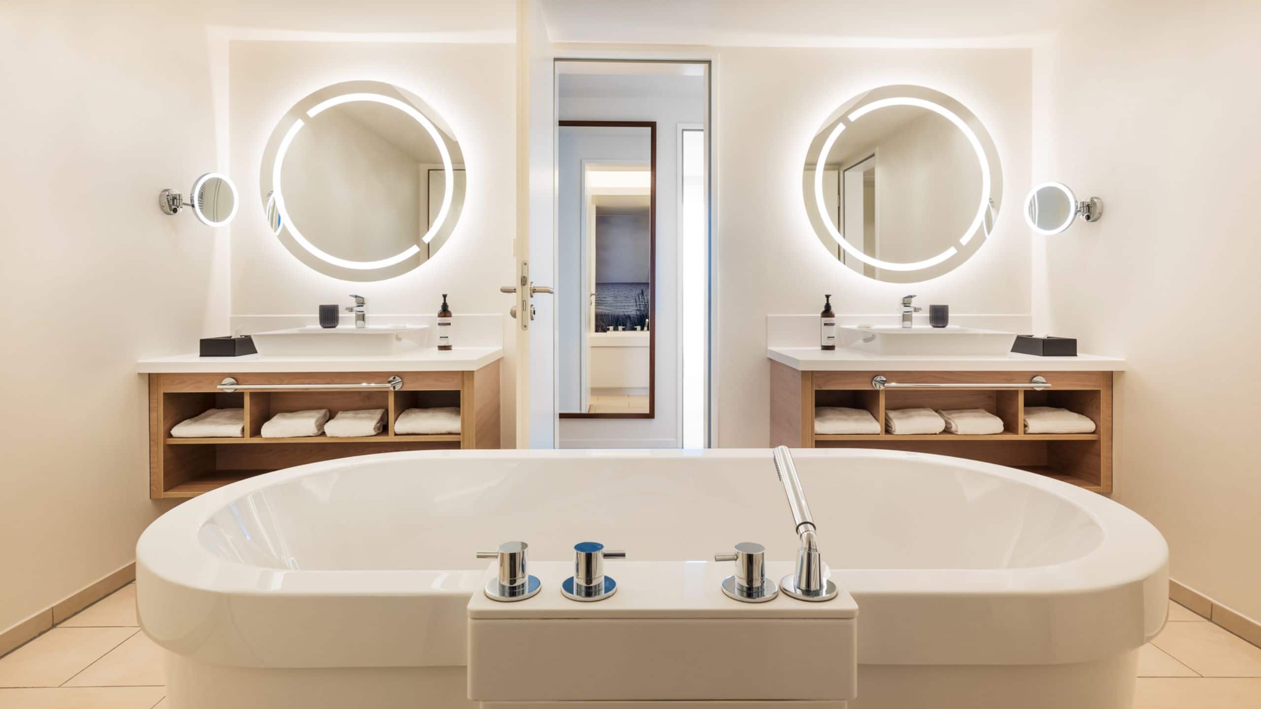 Lindner Hotel Boltenhagen Grand Suite Sea View Bathroom