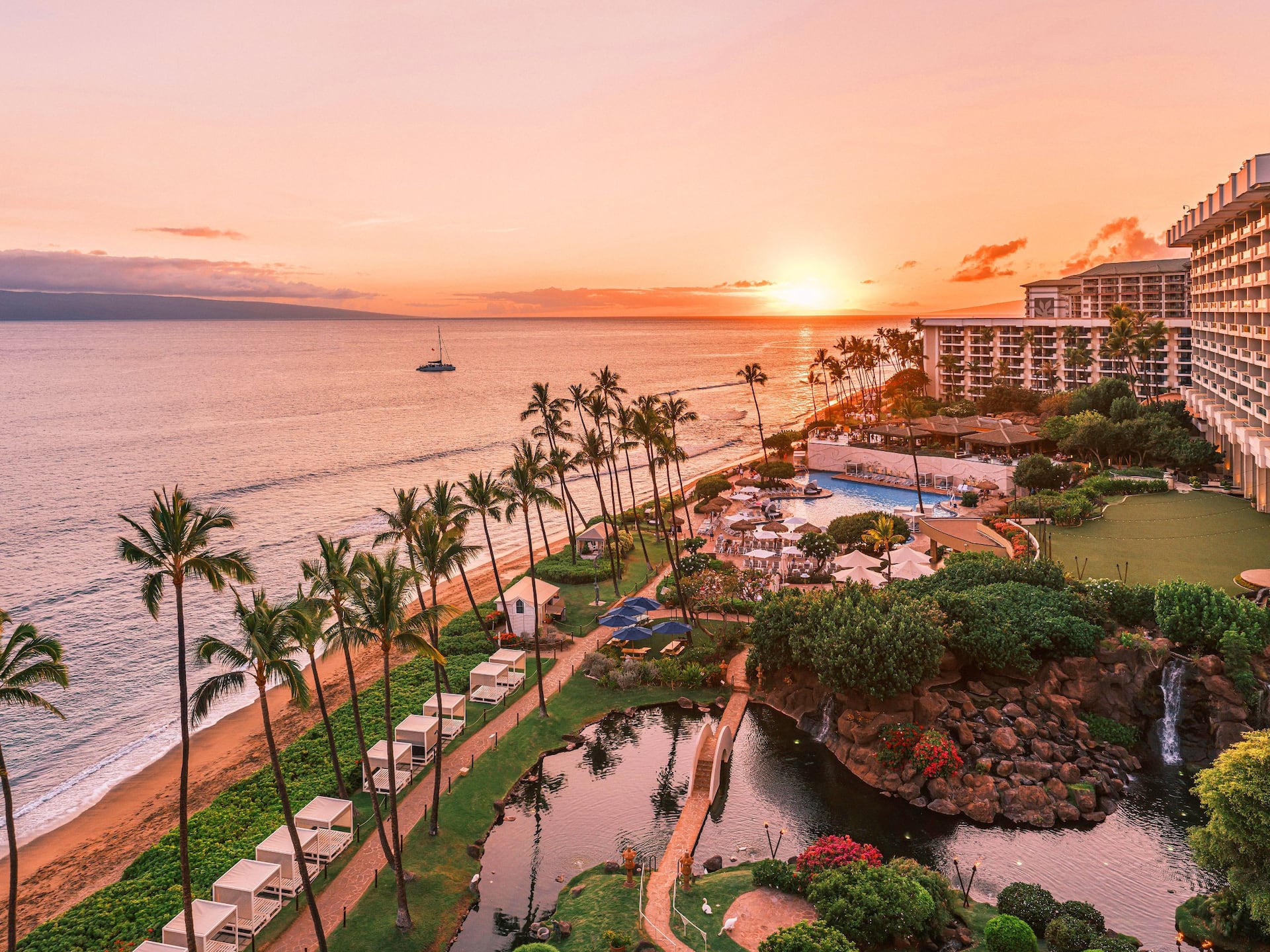 Hyatt Regency Maui Resort and Spa Sunset Hero Shot