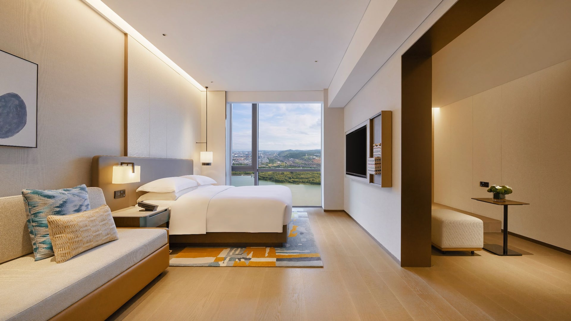 2 of 2 Hyatt Place Kunming South Railway Station Suite King Bed With Sofa Bed