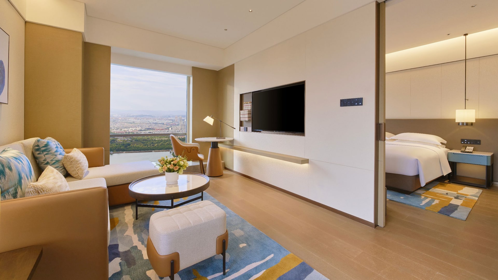 1 of 2 Hyatt Place Kunming South Railway Station Suite King Bed