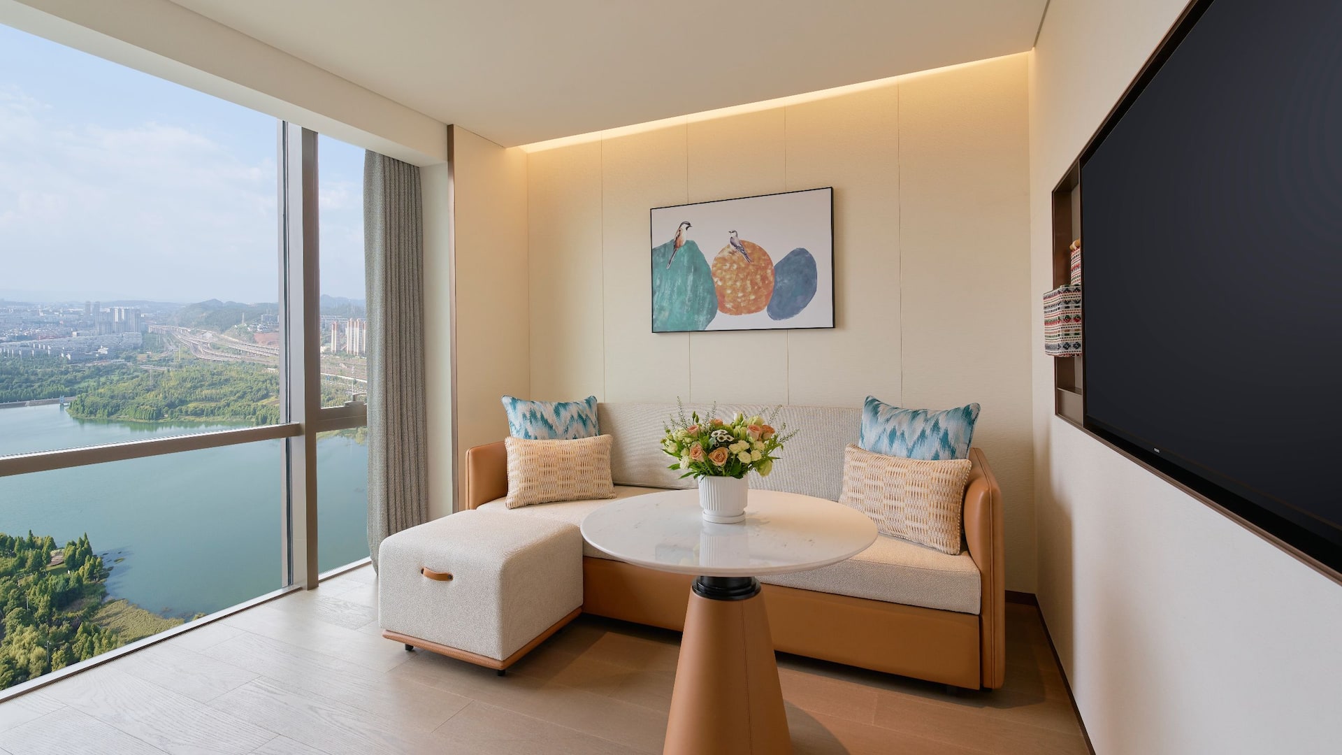 2 of 2 Hyatt Place Kunming South Railway Station View Two Twin Beds With Sofa Bed