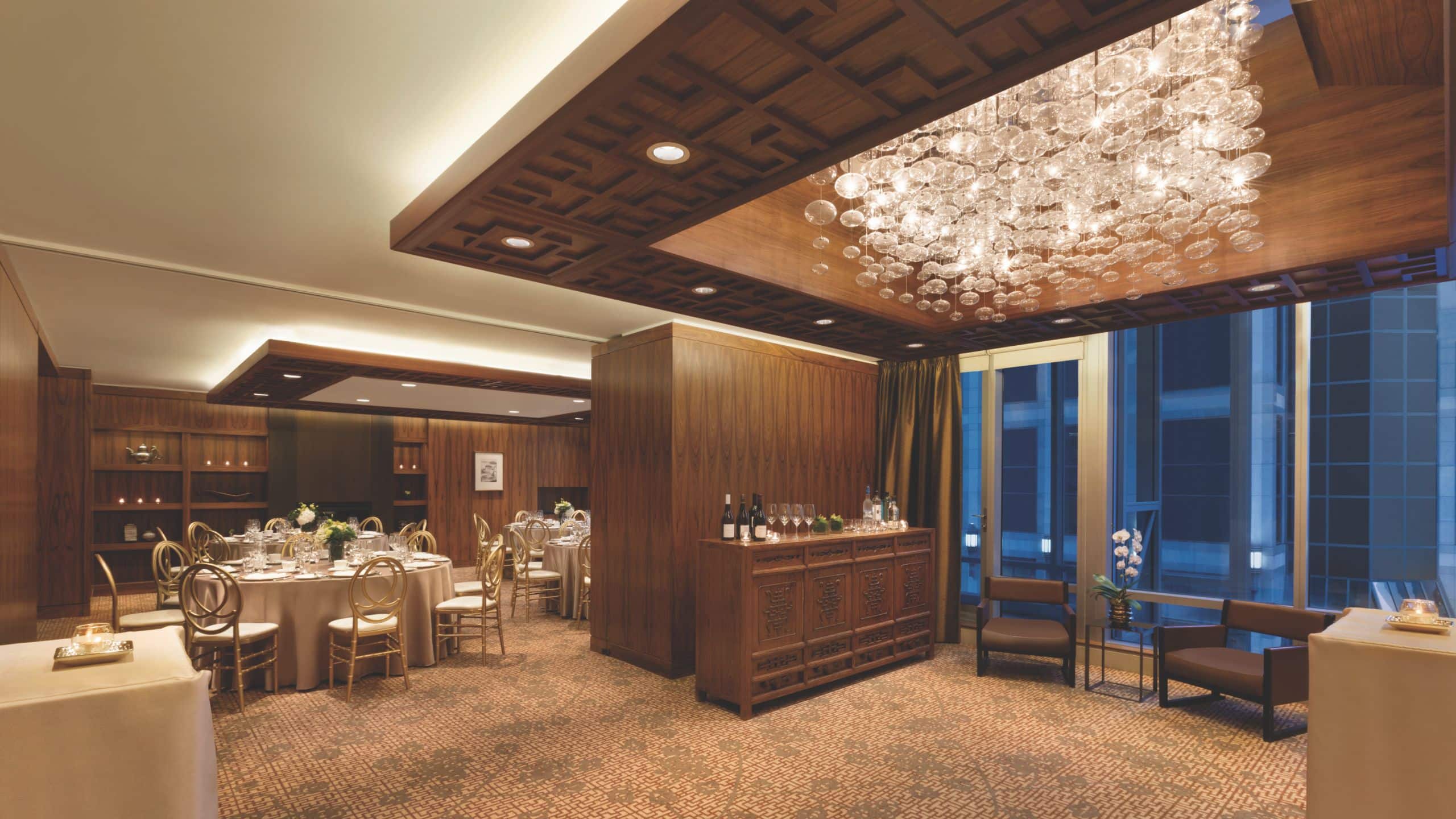 1 of 1 Hyatt Vancouver Downtown Alberni Barnard And Library Cocktail Wide