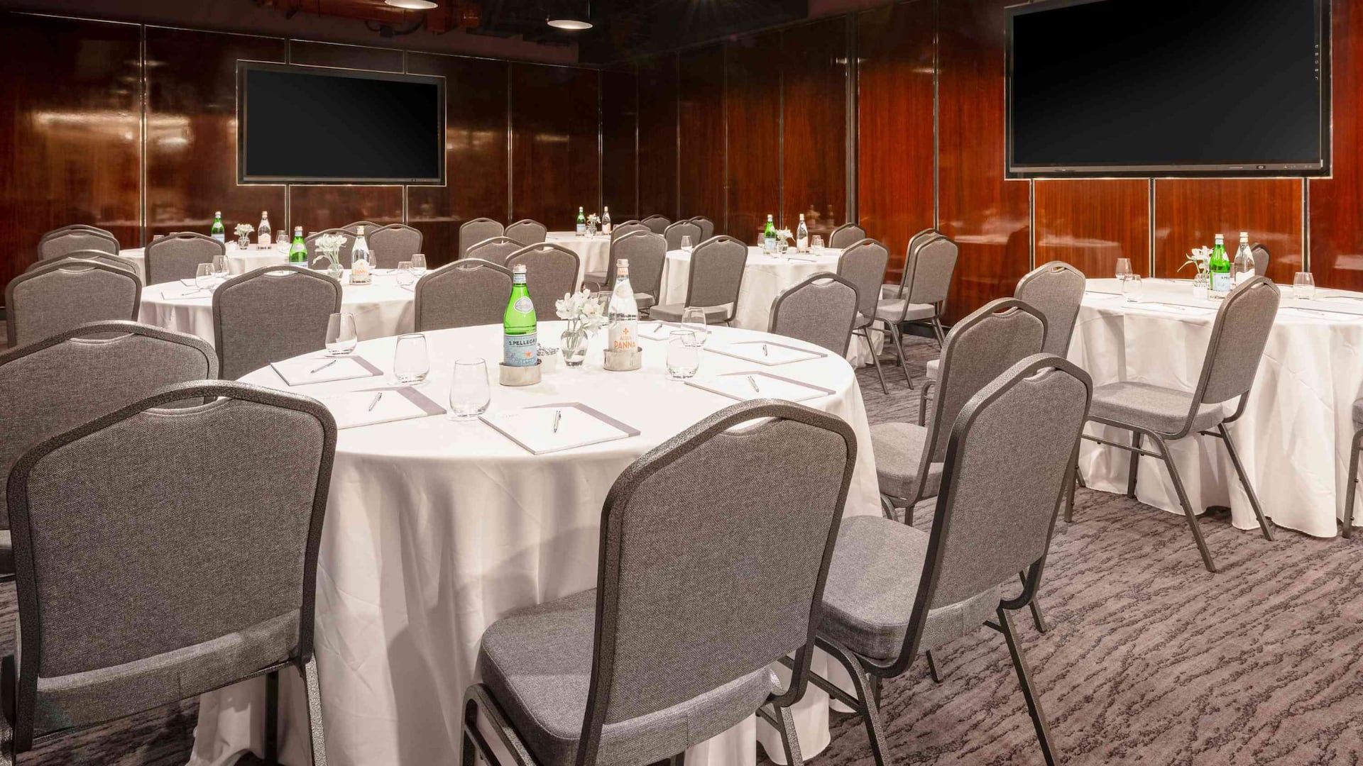 2 of 4 Hyatt Regency London Albert Embankment Albert Suite Conference Style