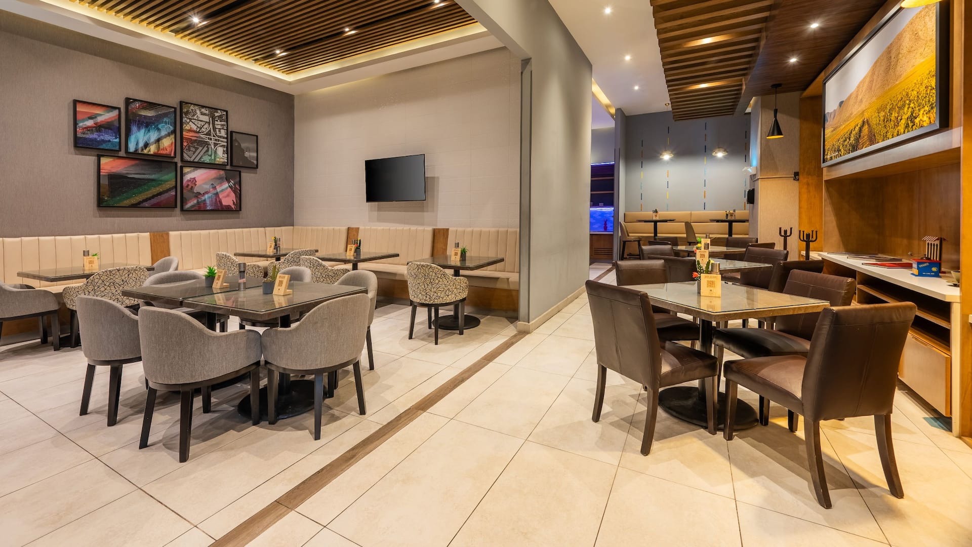 Hyatt Place Saltillo Restaurant Overview