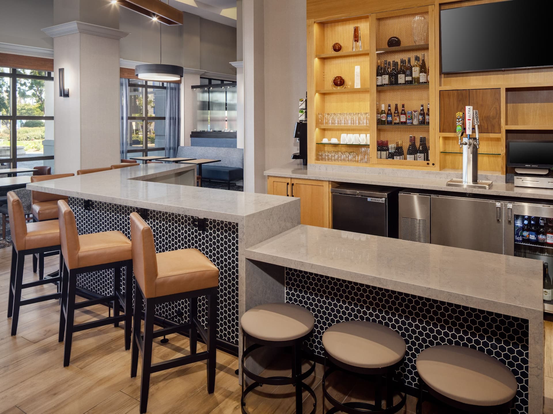 Hyatt Place Dublin/Pleasanton The Placery Daytime