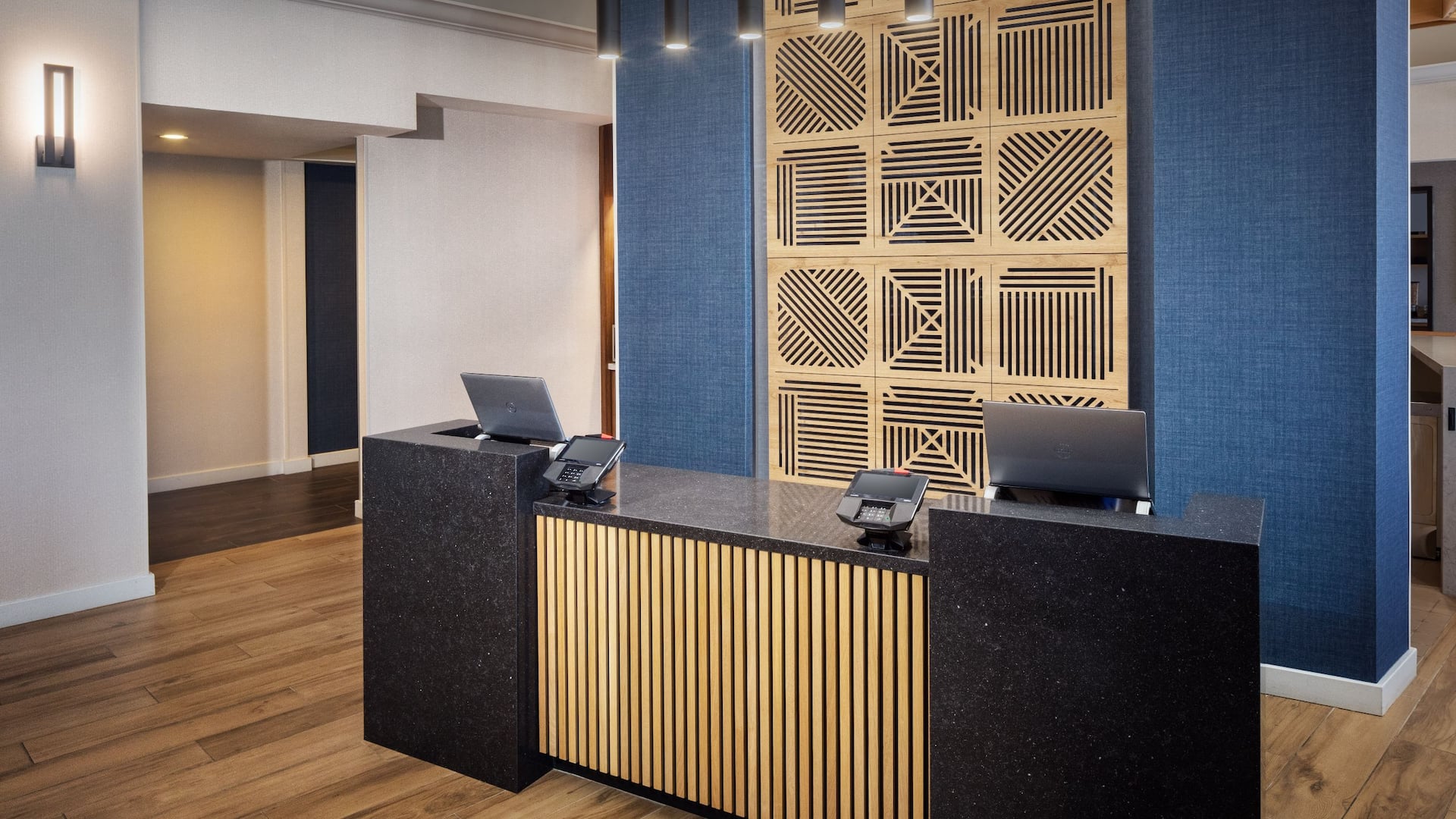 Hyatt Place Dublin/Pleasanton Front Desk