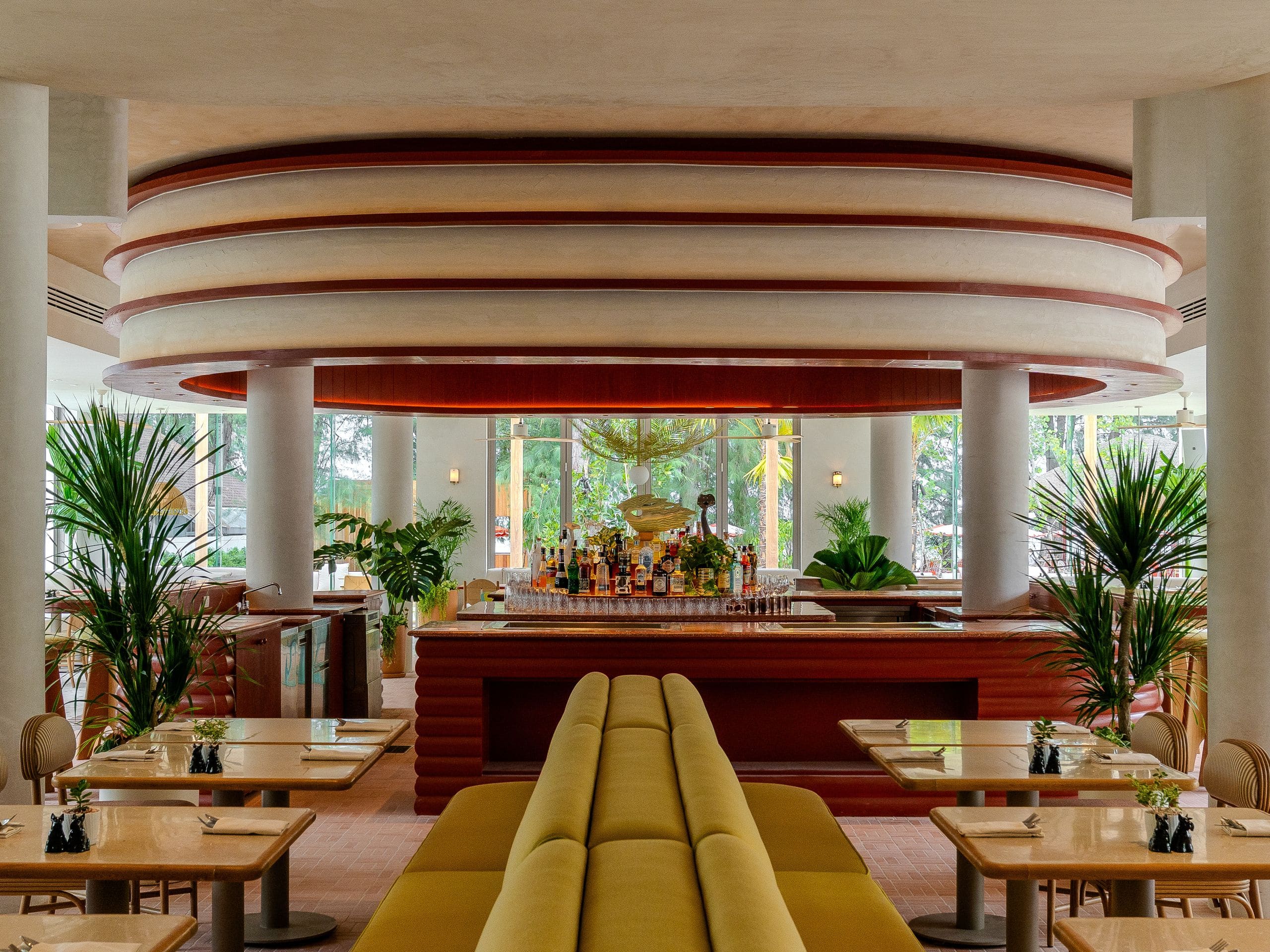 The Standard, Pattaya Na Jomtien Sereia Lunch
