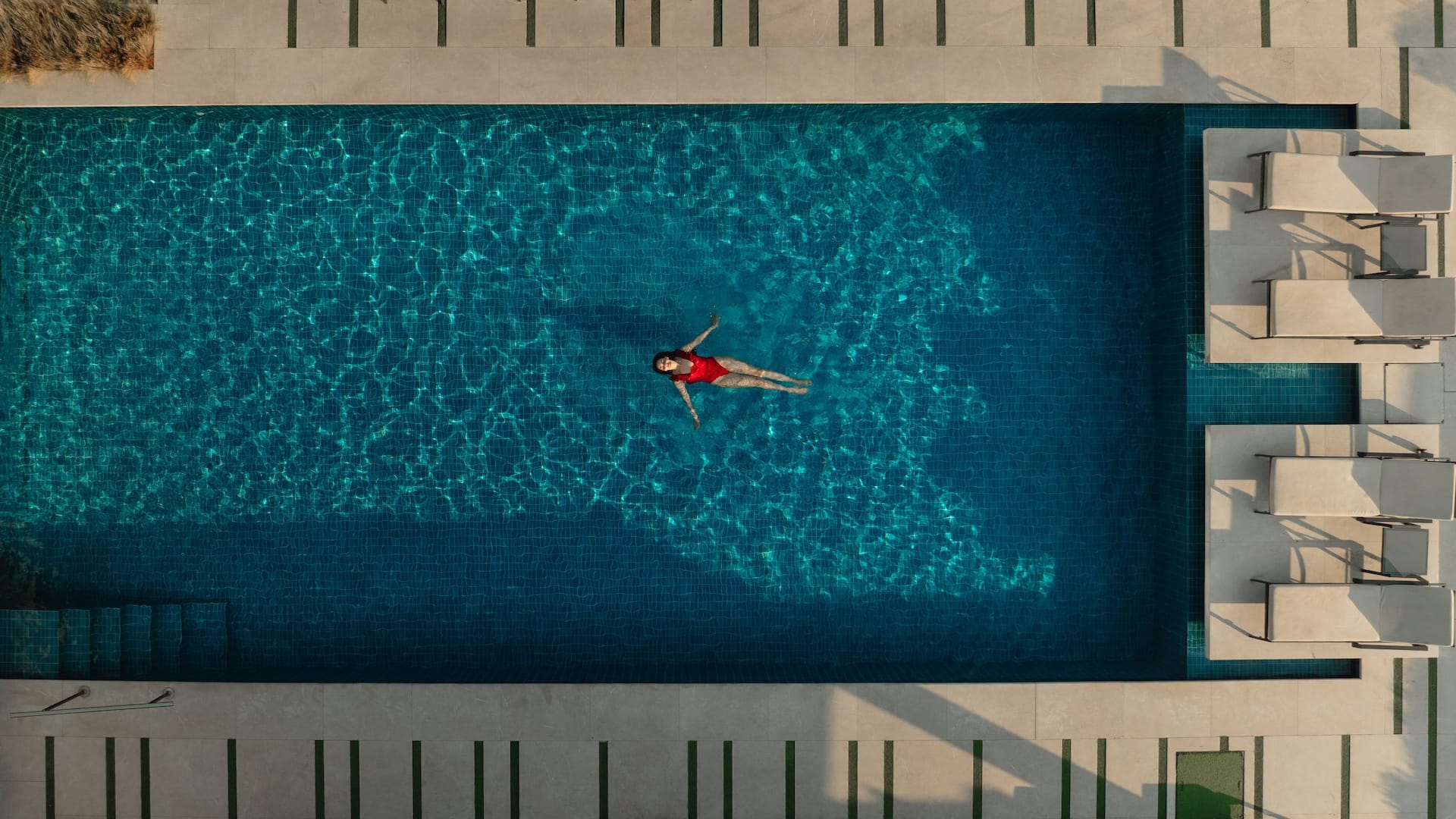 Grand Hyatt Athens Glass Wall Pool