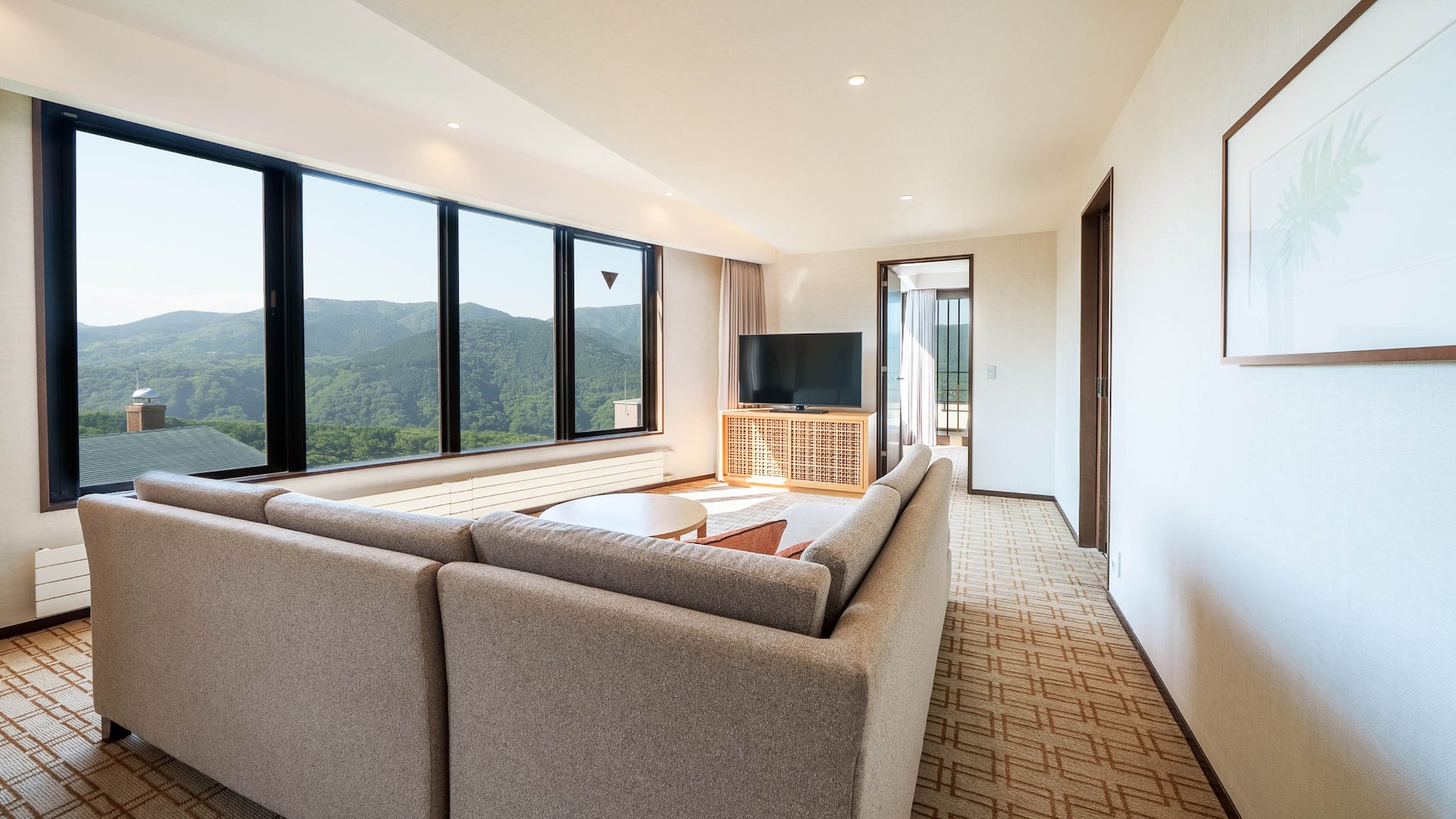 Hyatt Regency Hakone Resort and Spa Regency Suite Twin Beds Living Room