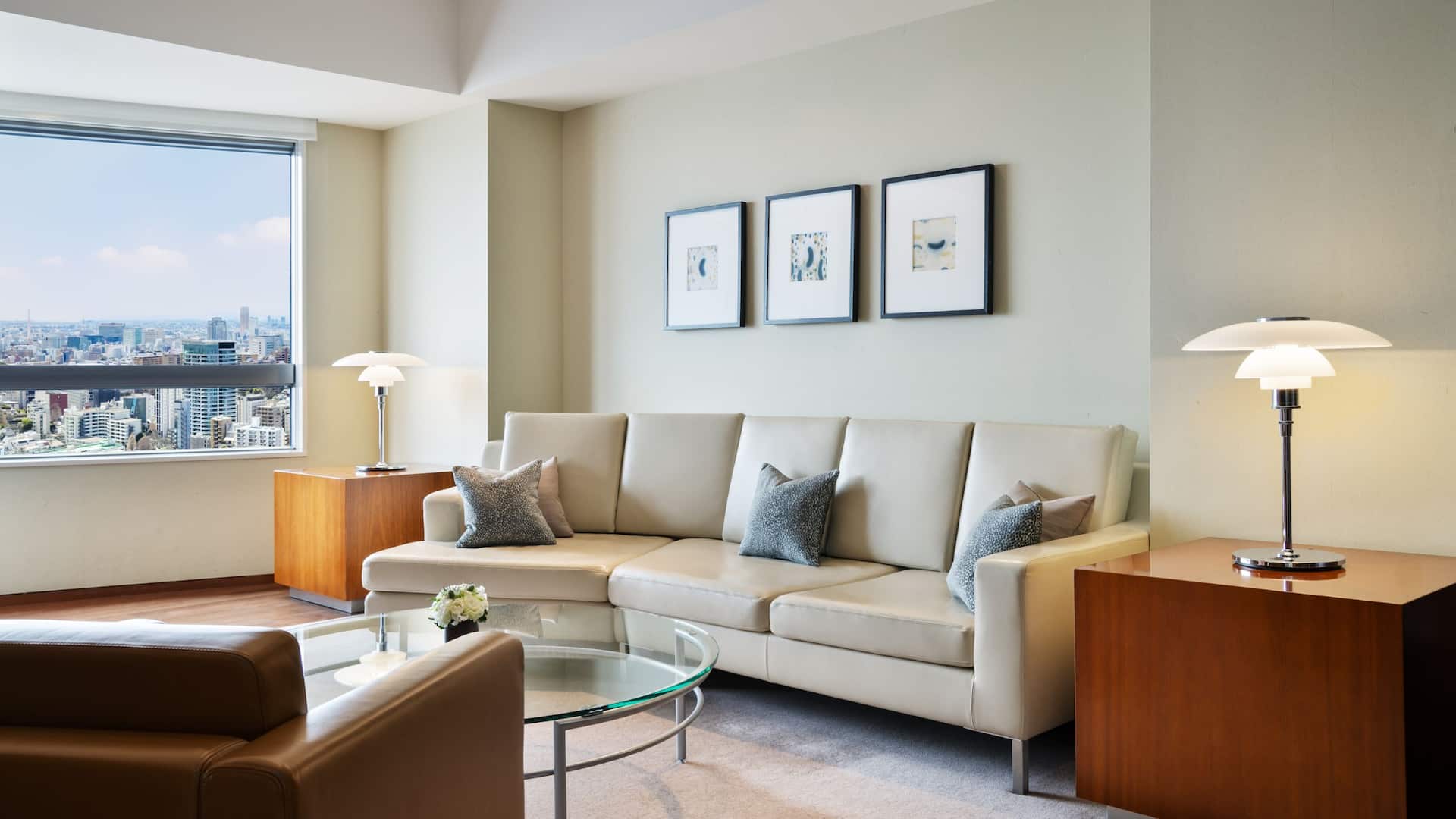 Grand Hyatt Tokyo Diplomat Suite Twin Sofa Daytime