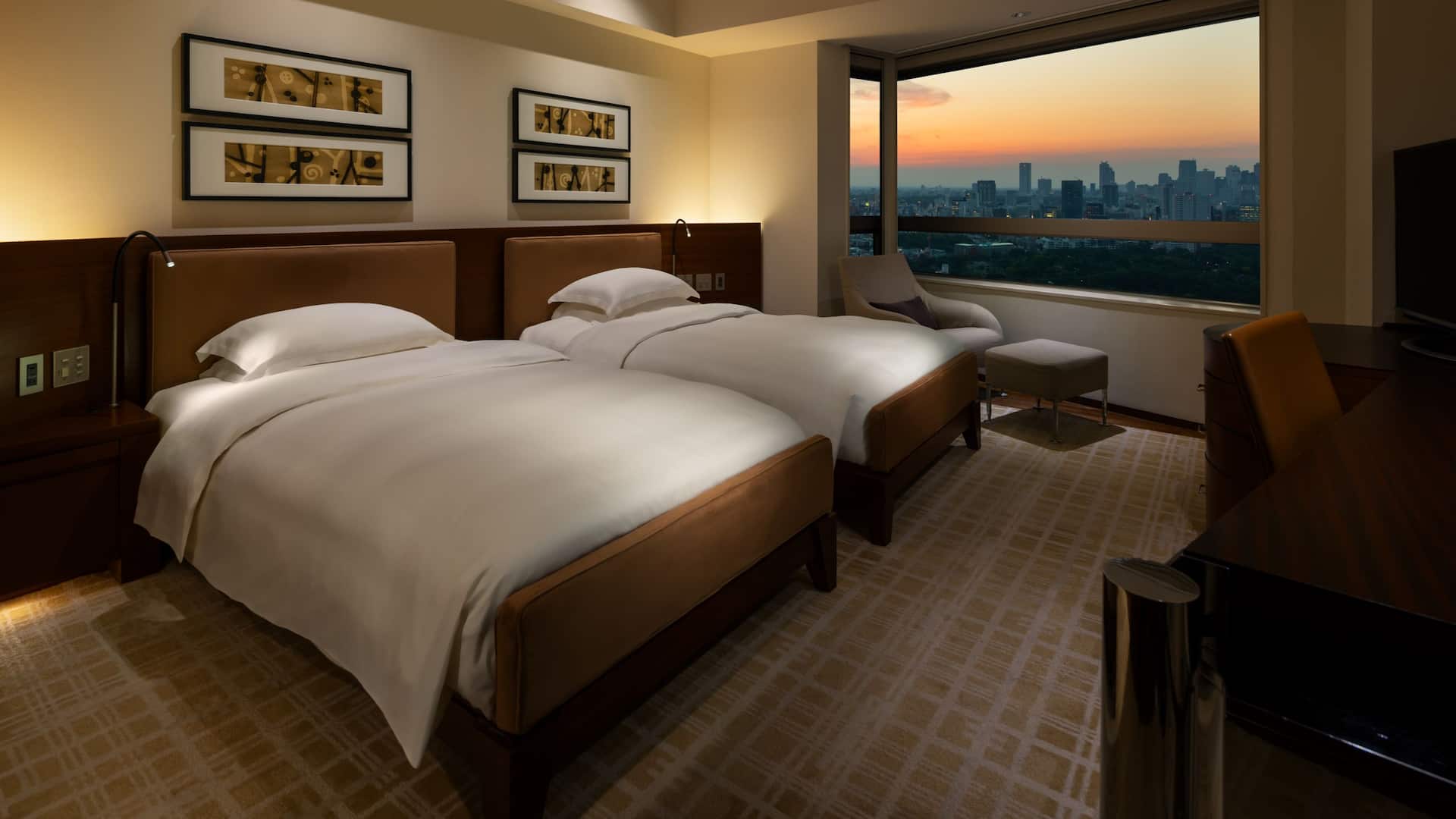 第 4，共 5 Grand Hyatt Tokyo Two Twin Beds City View Night