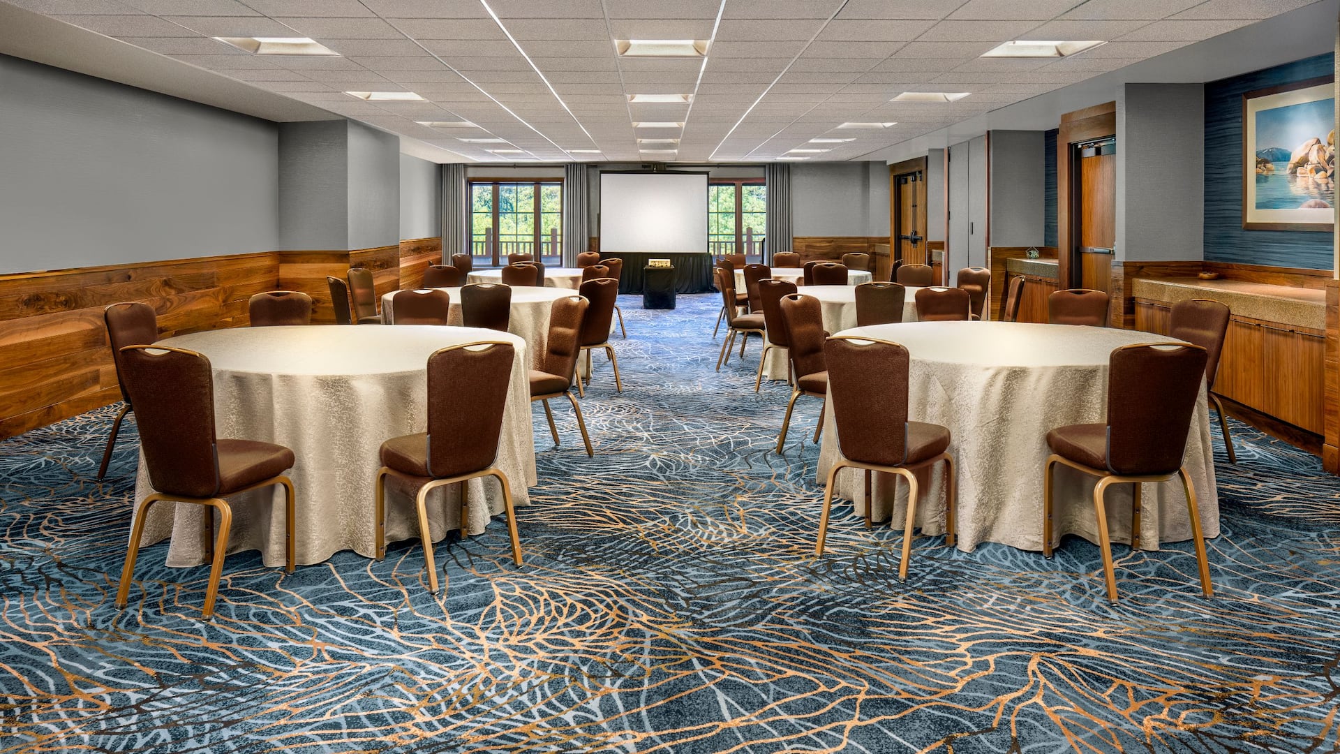 2 of 3 Hyatt Regency Lake Tahoe Resort, Spa and Casino Martis Peak Banquet Rounds