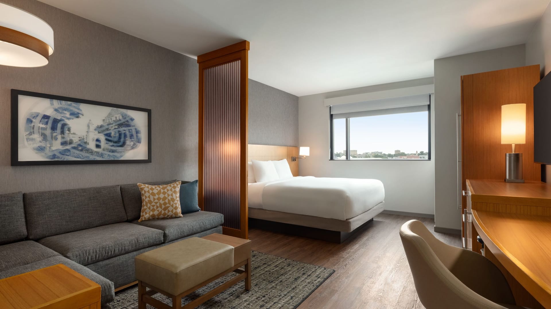 Hyatt Place Bloomington King Standard With Sofa Bed