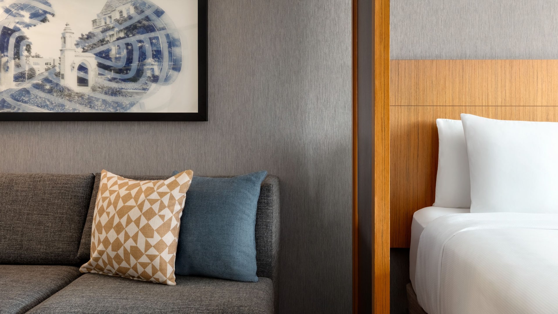 2 of 5 Hyatt Place Bloomington Two Queen Standard With Sofa Bed Divider